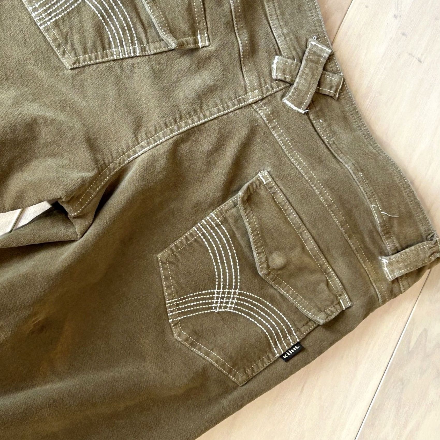 Velour Kuhl Utilty Velour Pant Brown Trousers Distressed Women’s 10 Casual Pants Regular Brown 32x30 Women Size 32" / US 10 / IT 46 - 7 Thumbnail