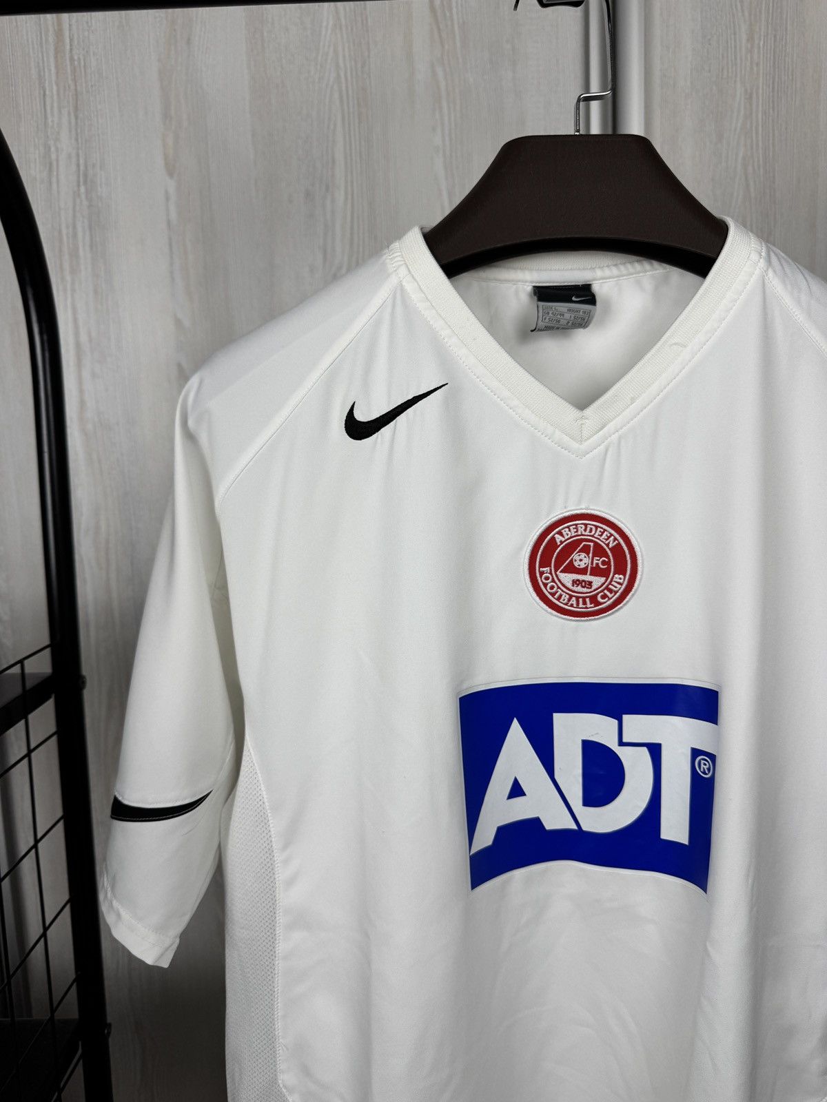 Nike Nike Aberdeen 2004 2006 Mens SS Away soccer Jersey Shirt Size US L / EU 52-54 / 3 - 3 Thumbnail