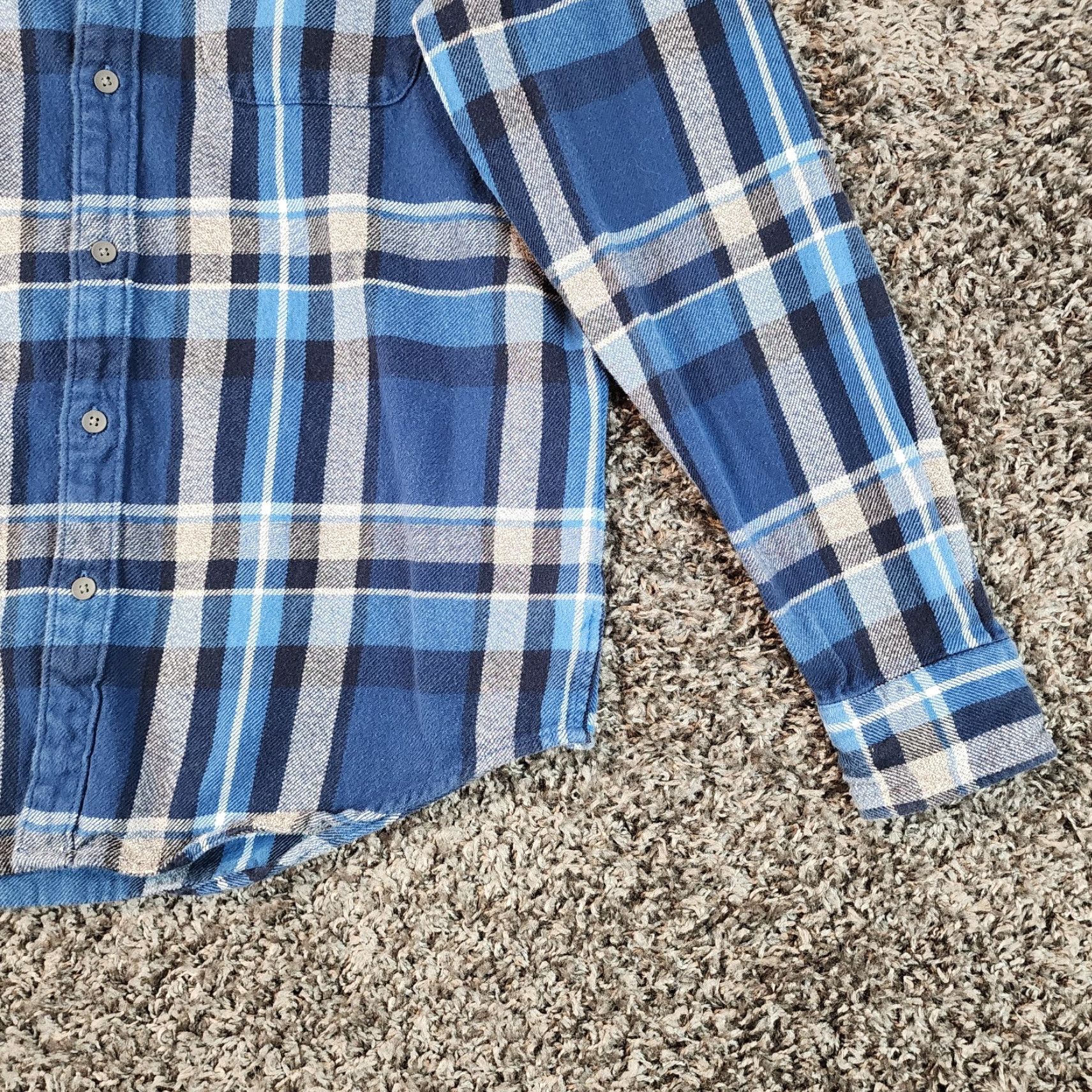 American Eagle Outfitters American Eagle Mens Blue Plaid Long Sleeve Button-Up Flannel Size L Size US L / EU 52-54 / 3 - 2 Thumbnail