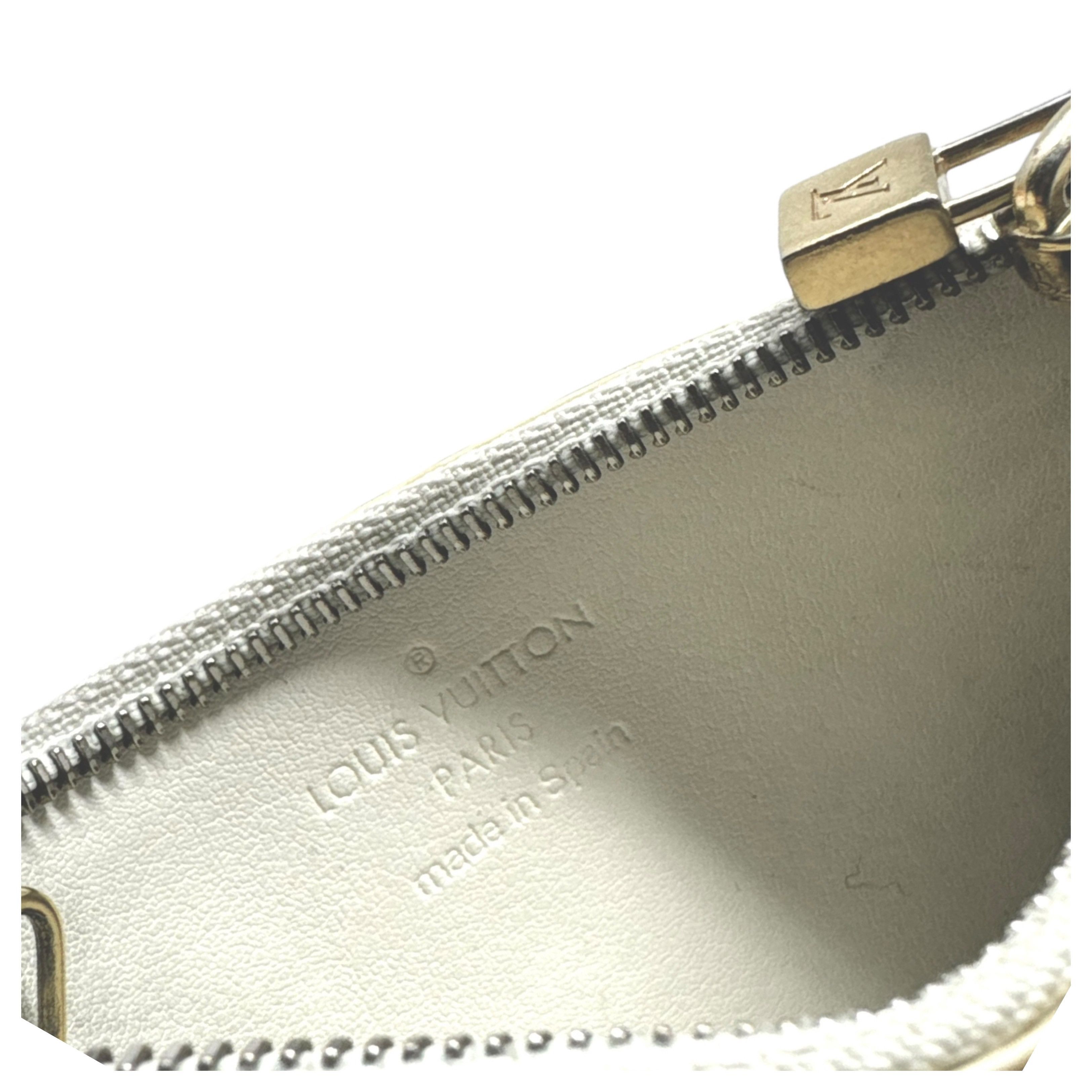 Louis Vuitton Louis Vuitton Vernis Leather Key Cles Size ONE SIZE - 6 Thumbnail