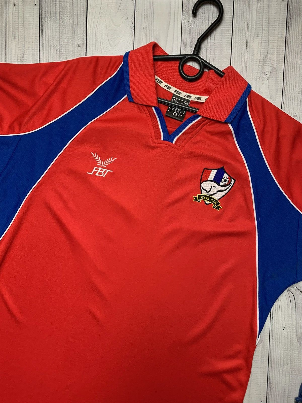 Vintage Thailand soccer jersey logo red size XL Size US XL / EU 56 / 4 - 3 Thumbnail