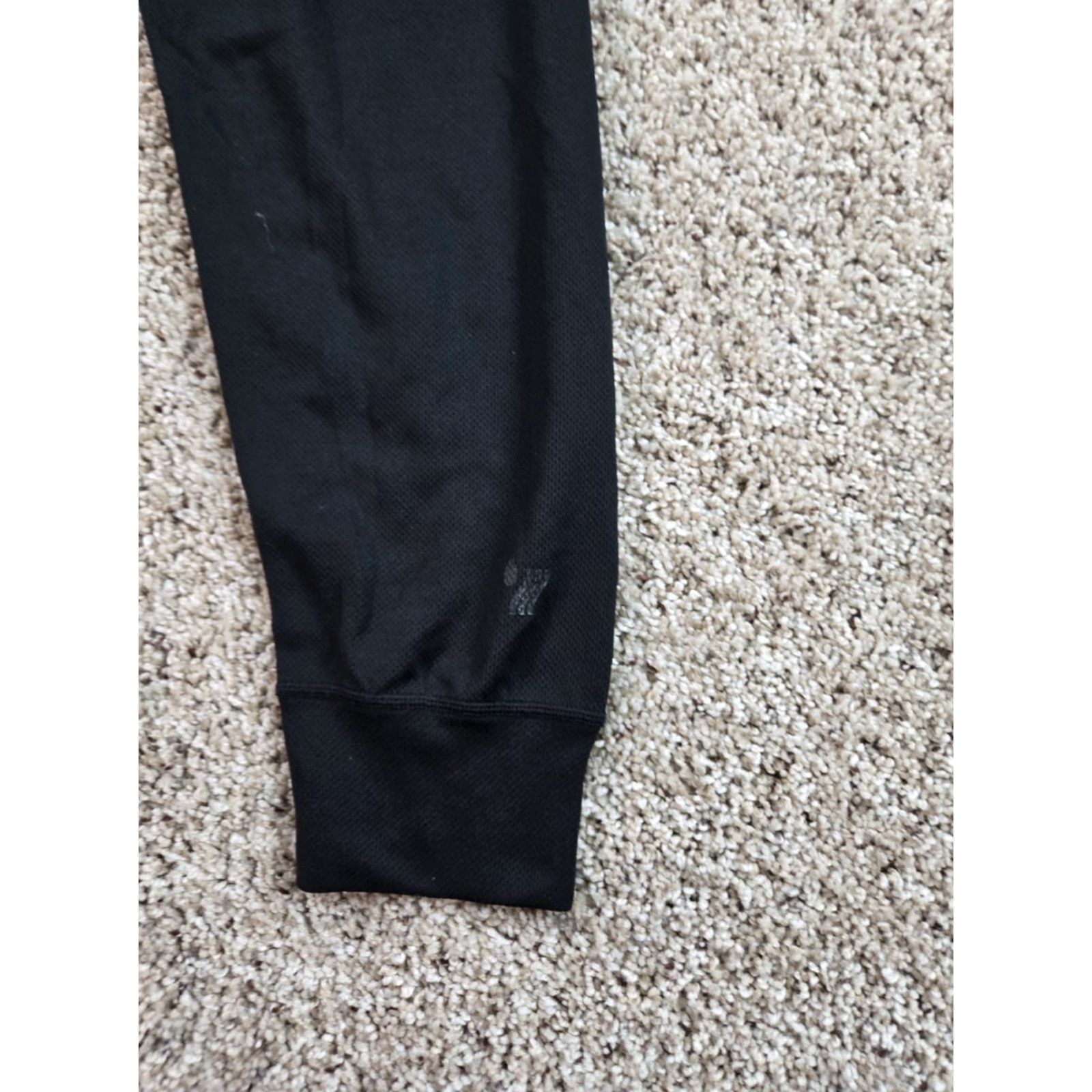 Vintage REI Base Layer Leggings XL Womens Black Stretch Pull On Pants Thermal Outdoor 30 in Inseam Ankle Tapered Activewear Hiking Hunting Skiing Womens Size 40" / US 18 - 2 Thumbnail