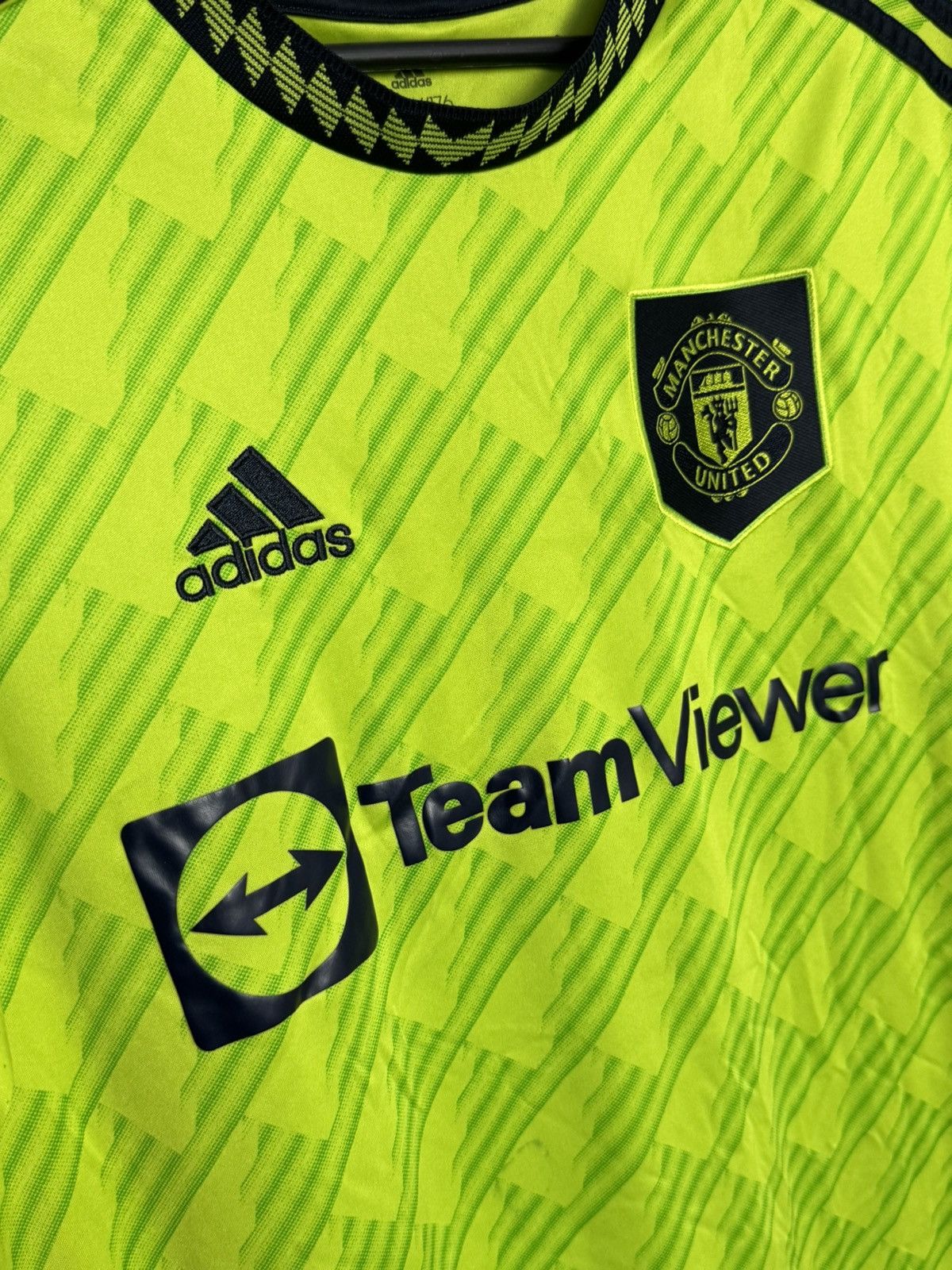 Adidas KIDS Manchester United 22/23 Third Rashford Football Jersey Size US S / EU 44-46 / 1 - 4 Thumbnail