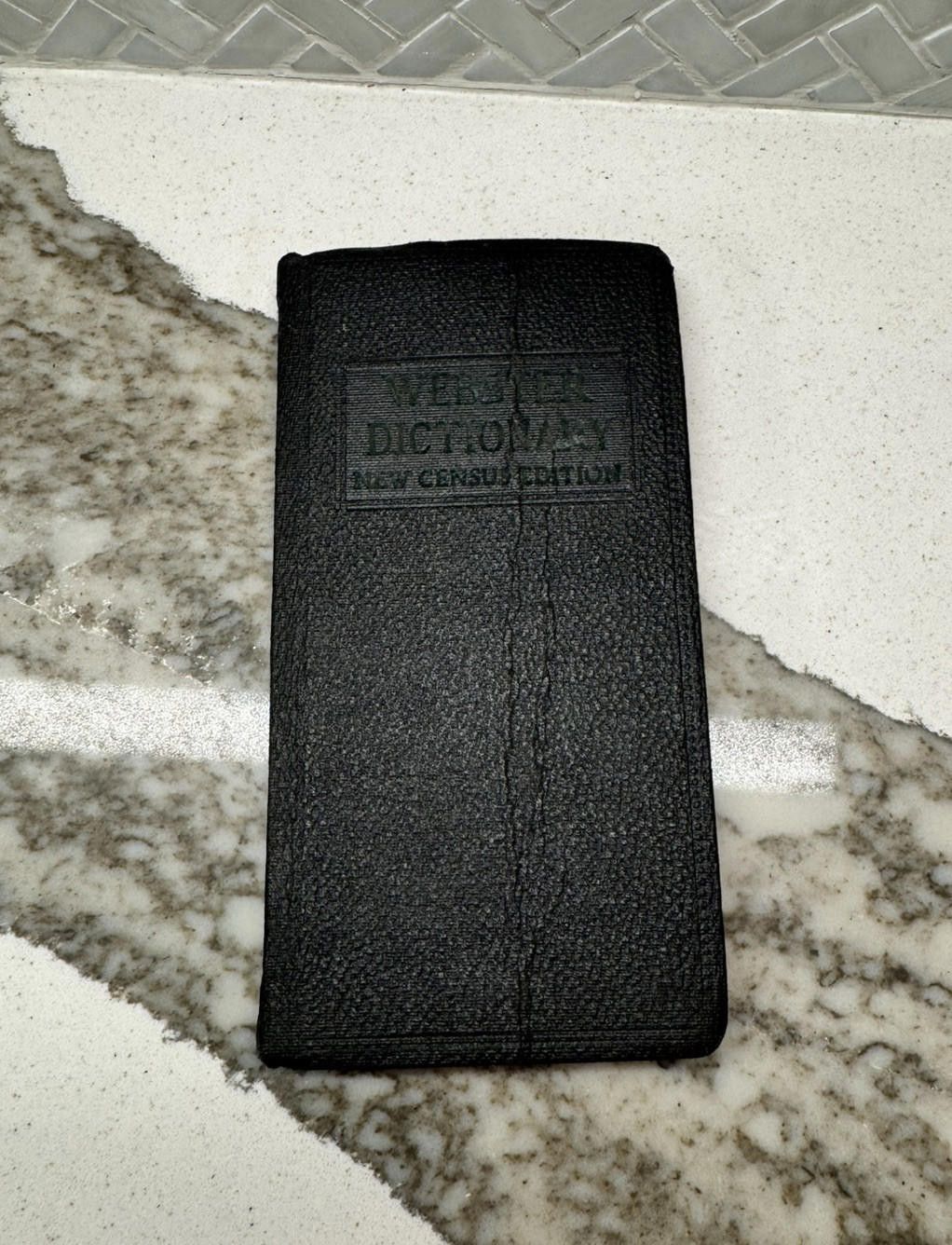 Designer 1934 Vintage Vest Webster Dictionary New Census Edition Self Size ONE SIZE - 2 Thumbnail