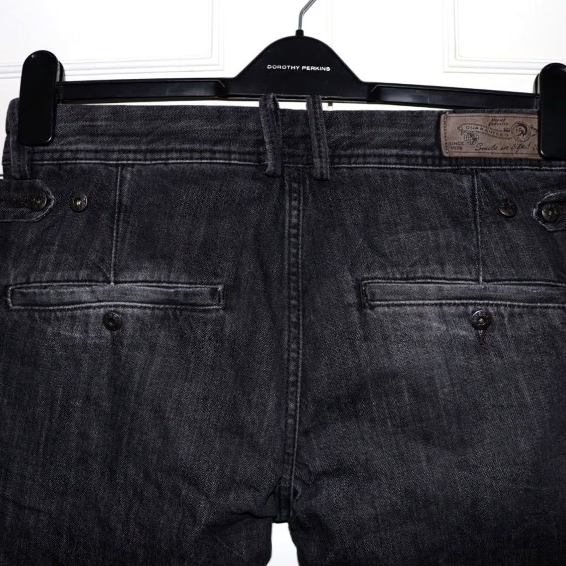 Diesel Diesel Jeans W29” L30.5” Chi-Tight-D Mens Tapered Slim Fit Washed Black Pants Regular Size 29 Denim Jeans Mens Slimming Fit Size US 29 - 4 Thumbnail