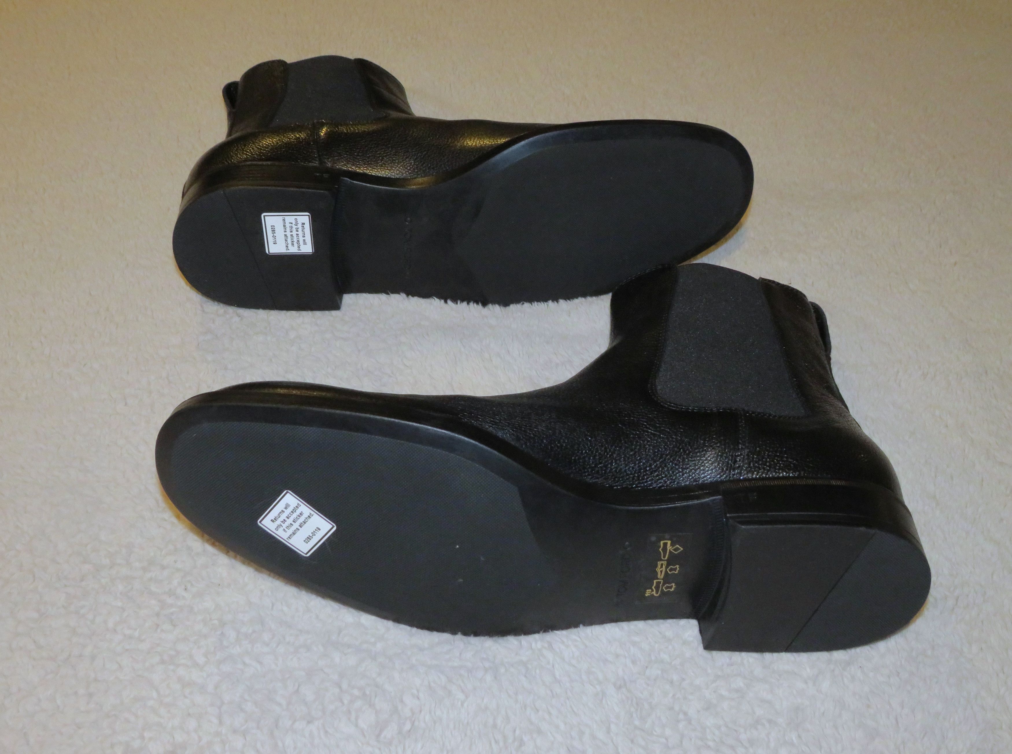 Tom Ford Robert Black Grain Leather Plain Toe Chelsea Boot 11 Size US 11 / EU 44 - 9 Thumbnail