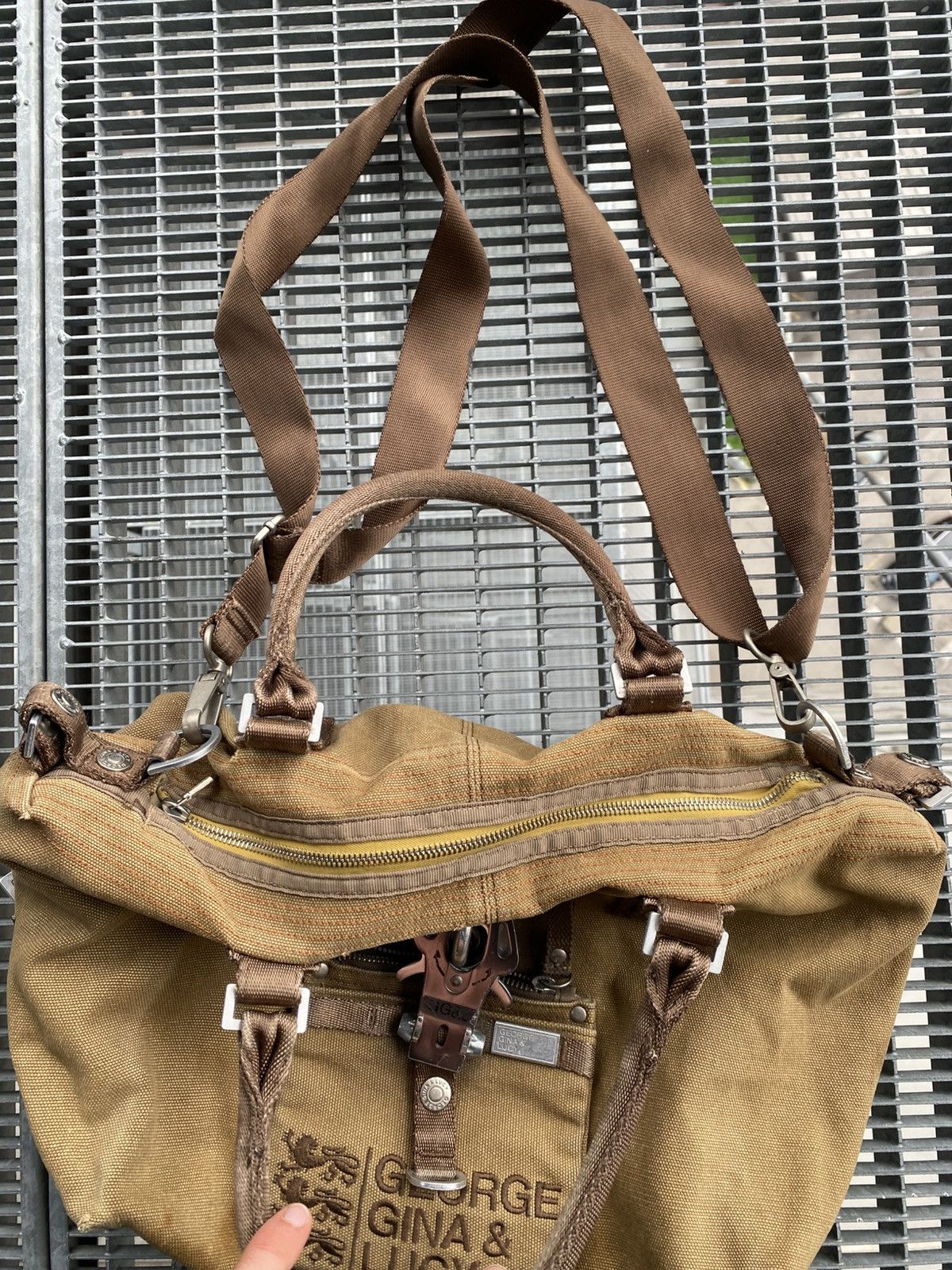 George Gina & Lucy Vintage George Gina & Lucy GGl Jeans Crossbody Bag Size ONE SIZE - 7 Thumbnail