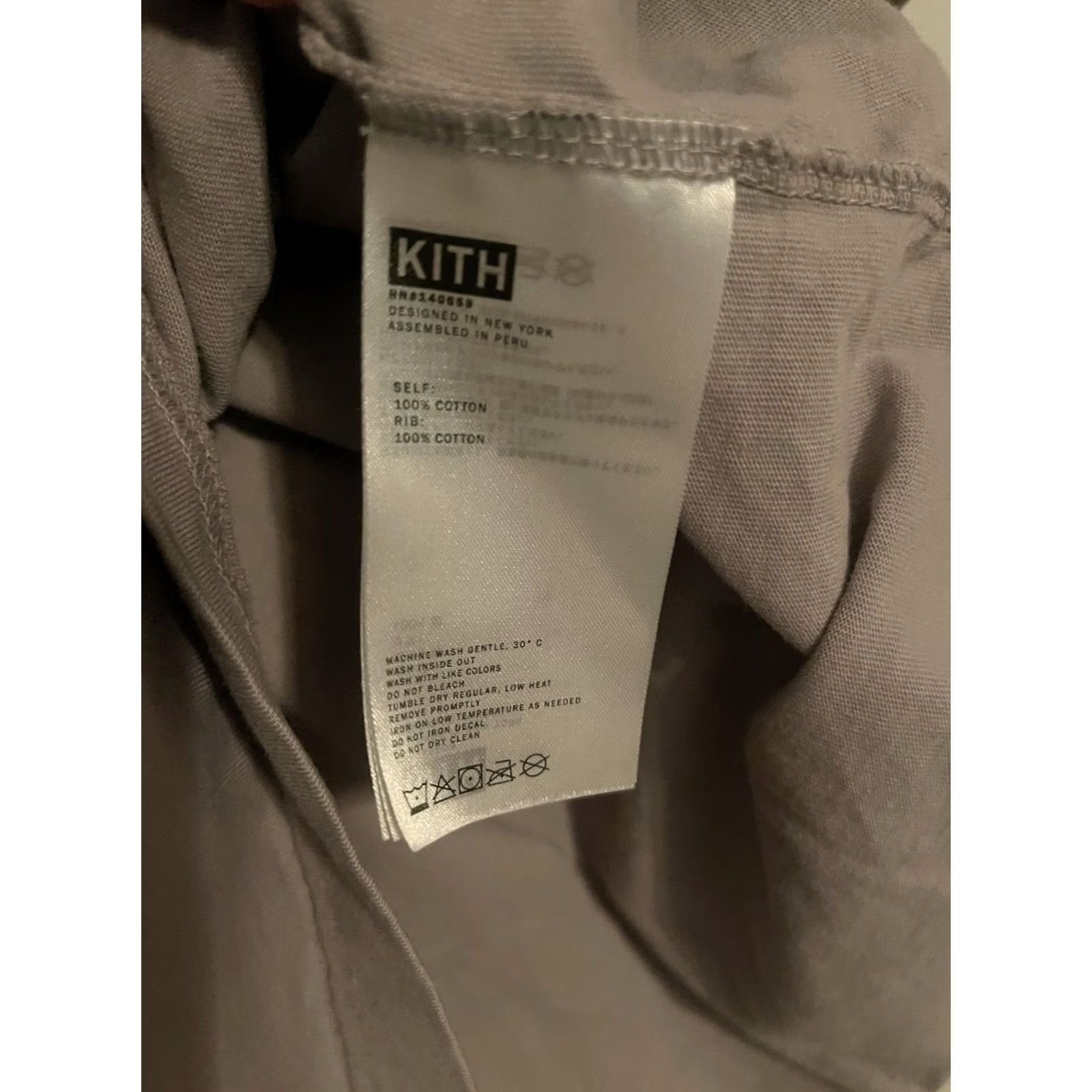Kith KITH Light Gray Short Sleeve Tee T-Shirt 100% Cotton - Men's XL Gray T-Shirt, KITH, 100% Cotton, Short Sleeve, Crew Neck, Regular Fit, XL Mens Size US XL / EU 56 / 4 - 4 Thumbnail