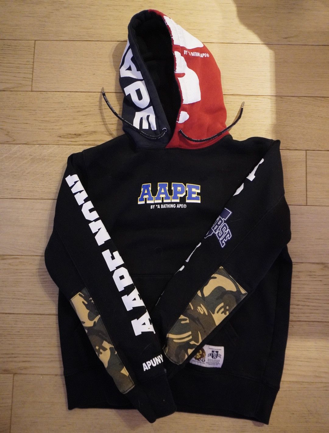 Aape AAPE By A Bathing Ape Black Hoodie with Camo Half Sleeve Size US S / EU 44-46 / 1 - 1 Thumbnail