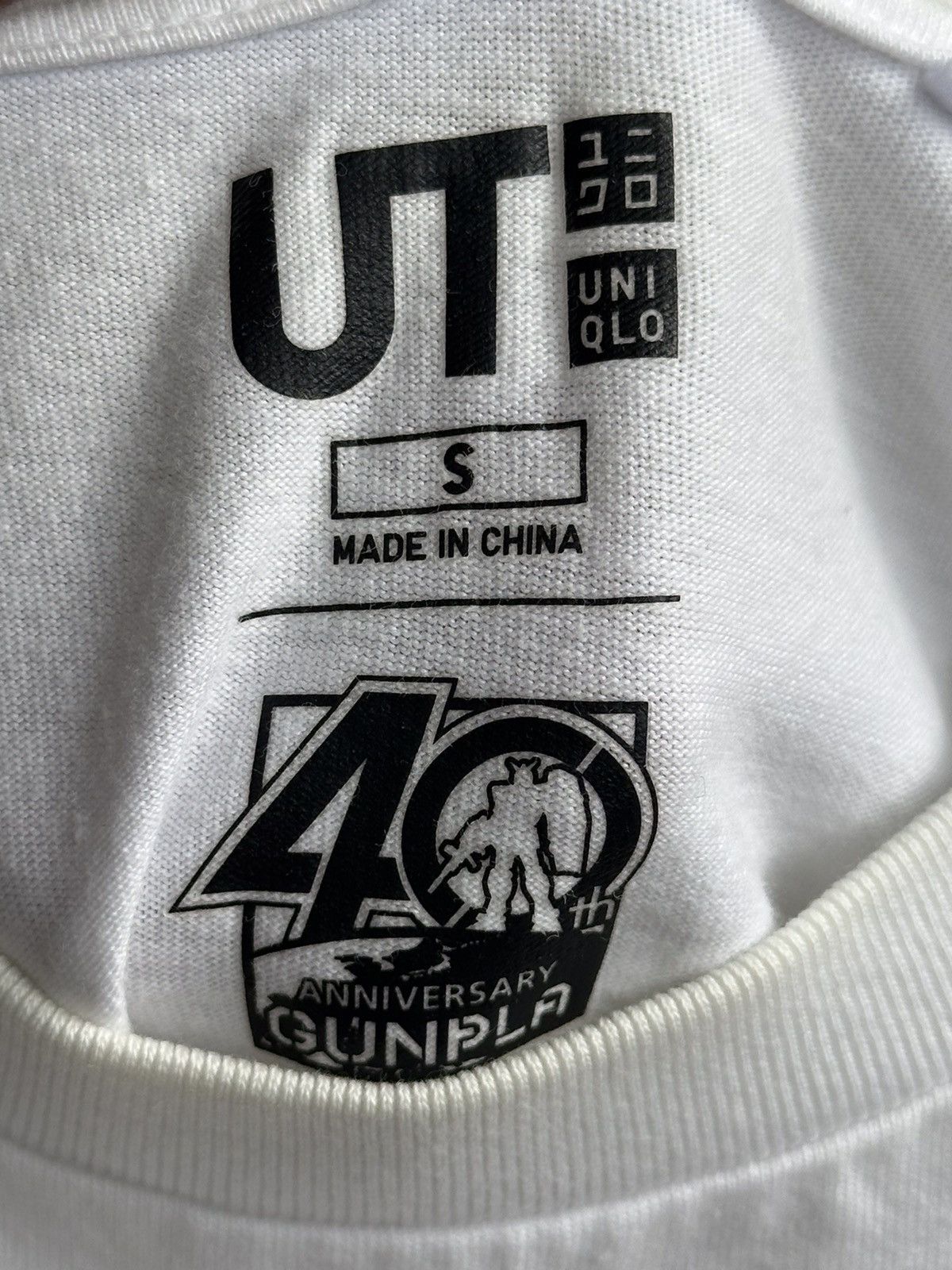 Uniqlo Collabratiom Uniqlo X bandai . Size US M / EU 48-50 / 2 - 7 Thumbnail