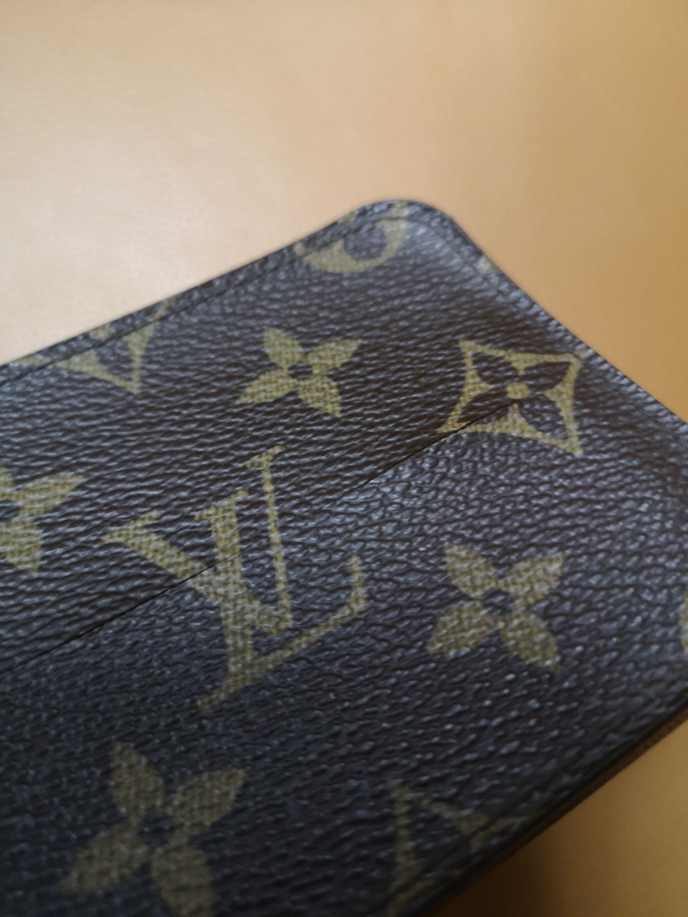 Louis Vuitton Louis Vuitton Money Holder Leather Wallet Size ONE SIZE - 4 Thumbnail