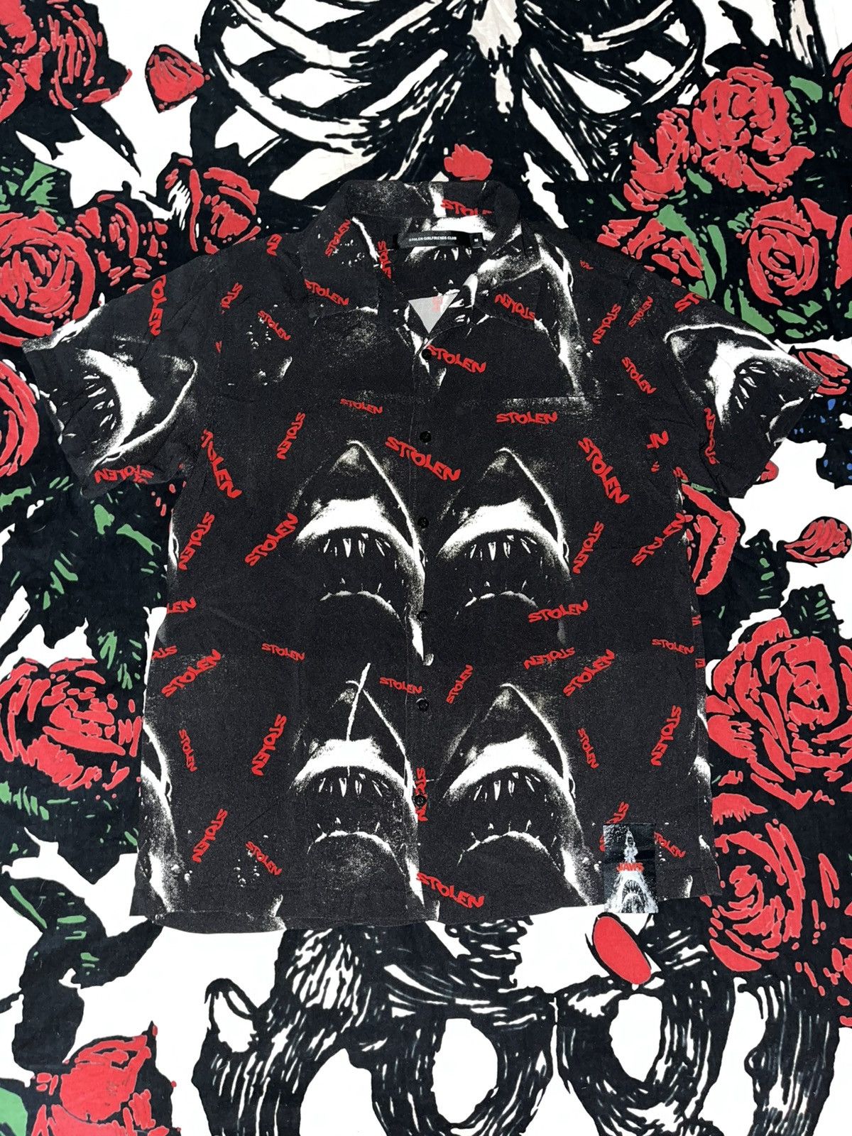 Stolen Girlfriends Club Crazy Y2K Faded Skater Grunge Jaws Movie Shark Button Up Size US M / EU 48-50 / 2 - 1 Thumbnail