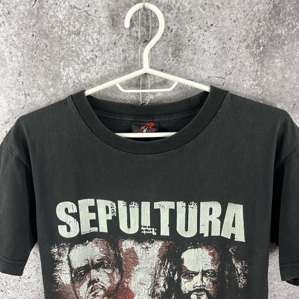 Band Tees × Vintage Vtg 90’s Sepultura Roorback Distressed Deadstock Rock Tee Size US S / EU 44-46 / 1 - 2 Thumbnail