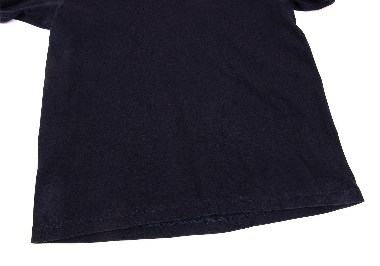 Issey Miyake Basic T-Shirt in Navy, Size L Size US L / EU 52-54 / 3 - 8 Thumbnail