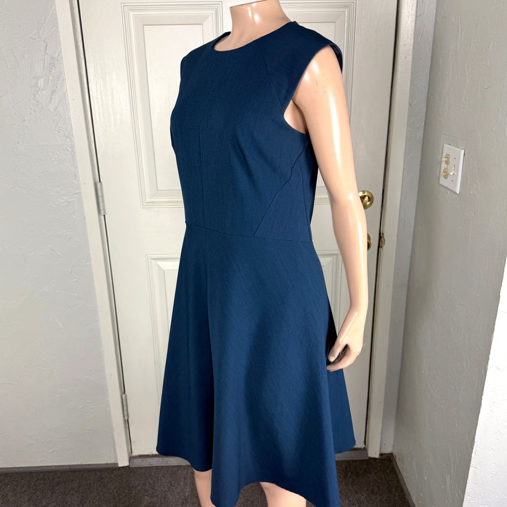 M.M.LaFleur M.M. Lafleur Dress 4 Blue Stretch Casual Polyester Crew Sleeveless Women's Q30 Size S / US 4 / IT 40 - 3 Thumbnail
