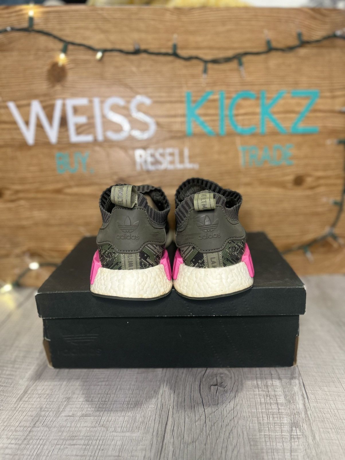 Adidas Adidas Nmd digital camo Size US 11 / EU 44 - 6 Thumbnail