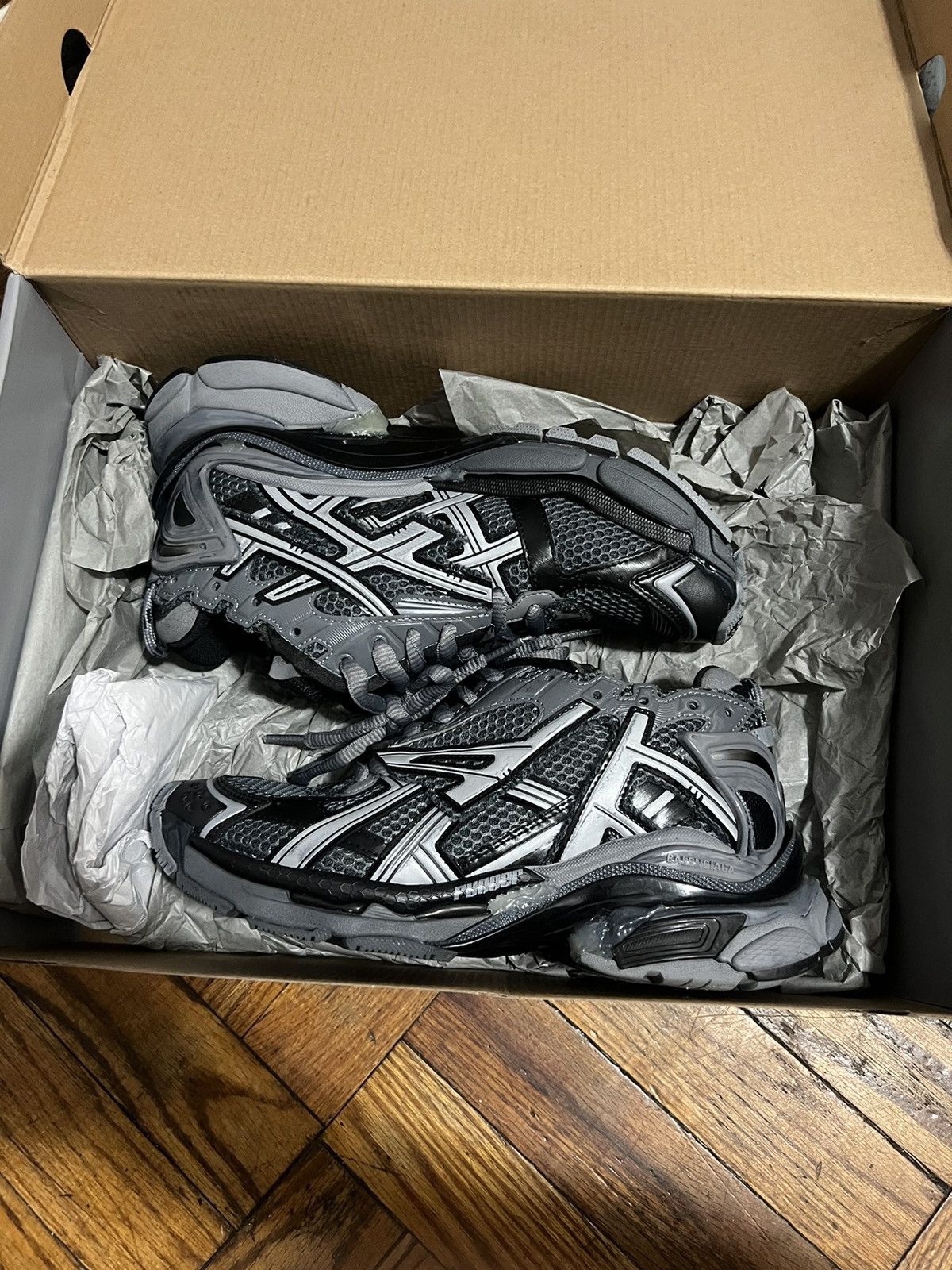 Balenciaga × Designer Balenciaga Runners Size US 8 / IT 38 - 1 Thumbnail