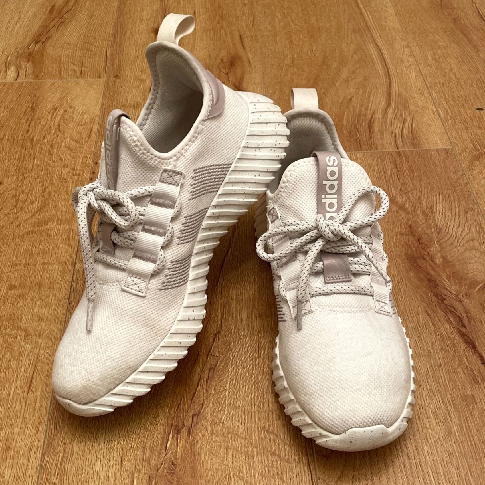 Adidas VINTAGE? adidas Kaptir Flow Running Shoes-Light Beige Size 10 Speckled Women Sneaker B US 10 Beige Speckled Adidas Kaptir Flow Women Shoes Size US 10 / IT 40 - 2 Thumbnail
