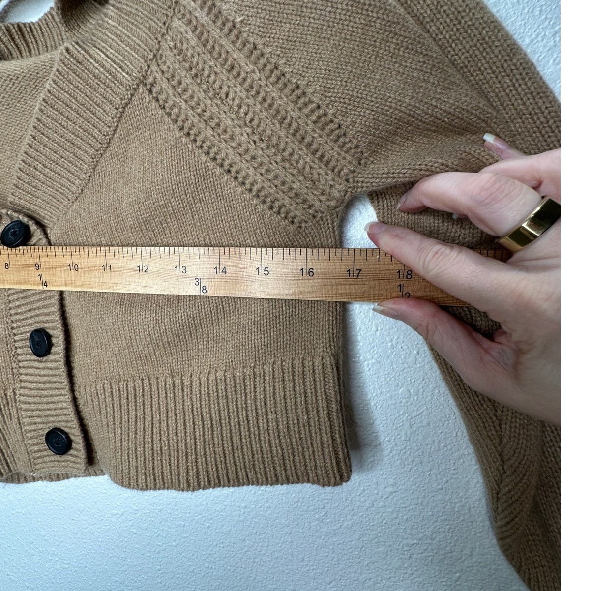 INTERMIX Intermix Beige Rumi Cold Shoulder V-Neck Button Cardigan P Size S / US 4 / IT 40 - 15 Thumbnail