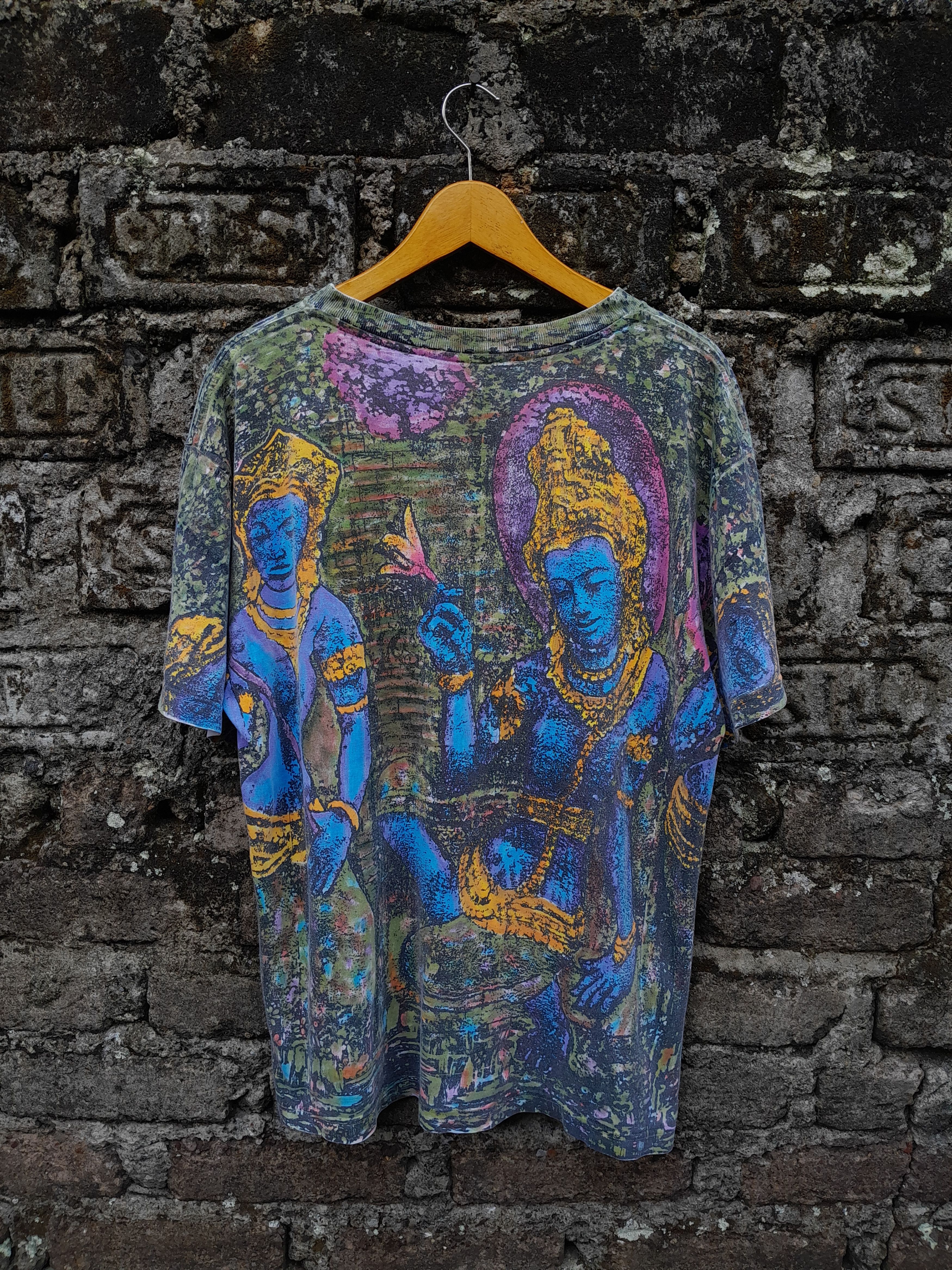 Vintage Very rare vintage 90s art all over print doble side t-shirt Size US L / EU 52-54 / 3 - 4 Thumbnail