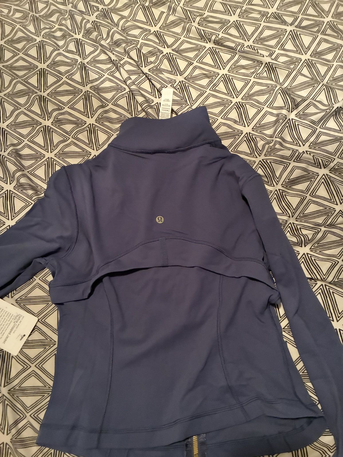 Lululemon Lululemon top Size L / US 10 / IT 46 - 2 Thumbnail