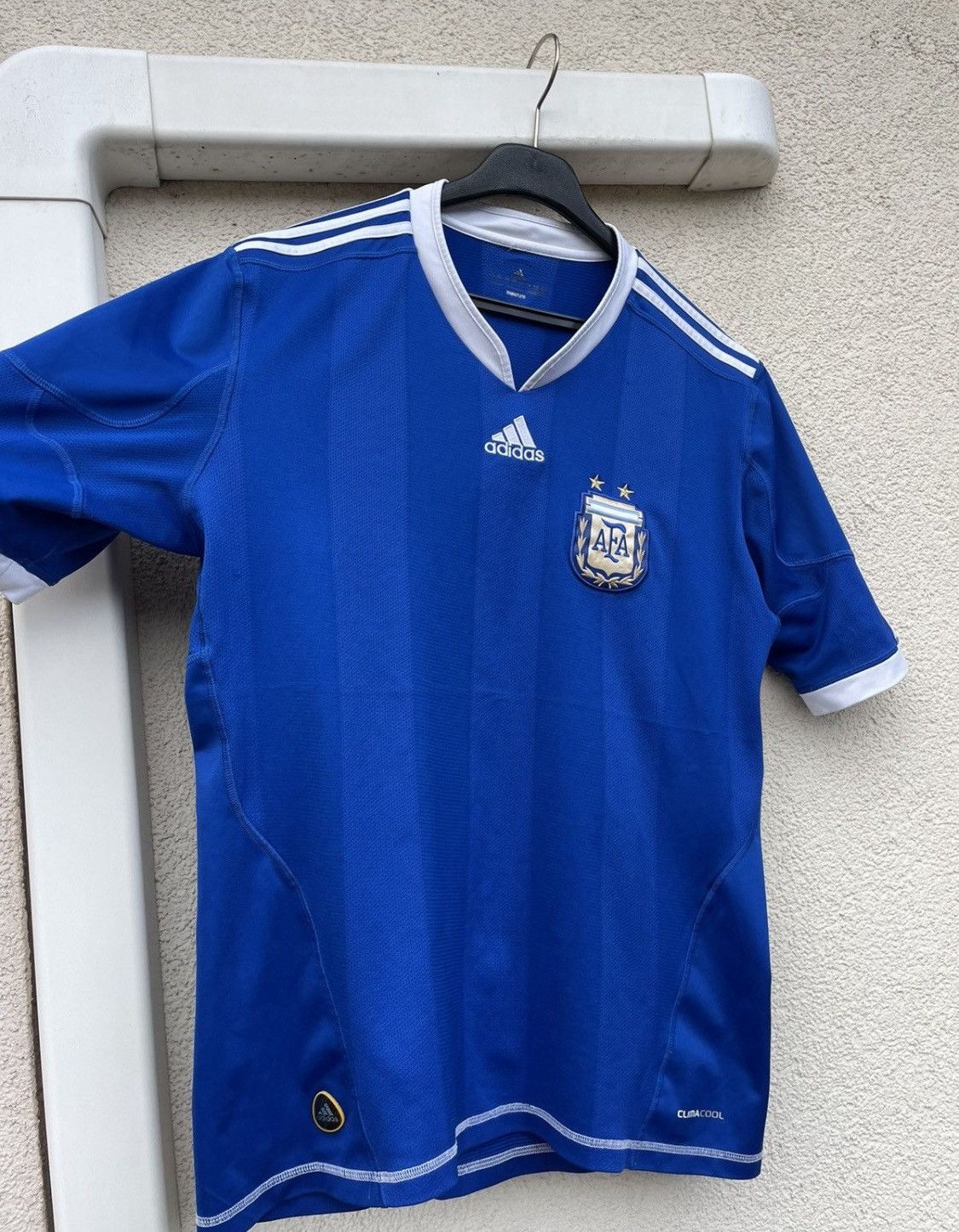 Adidas Adidas Argentina Jersey Sport Football Tee vintage Size US L / EU 52-54 / 3 - 2 Thumbnail
