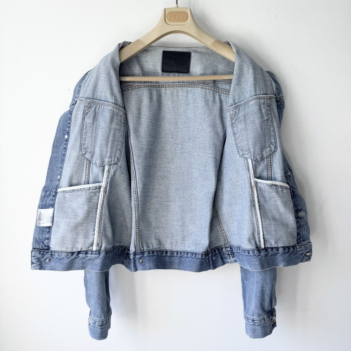 Gucci Gucci Tom Ford 2000’s Washed Distressed Denim Trucker Jacket Size US L / EU 52-54 / 3 - 11 Thumbnail
