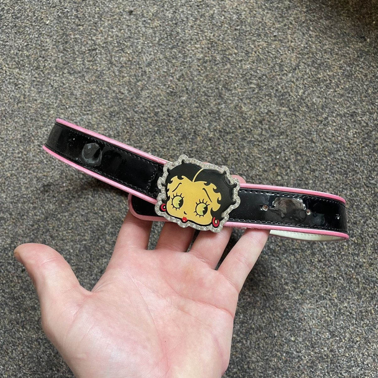 Vintage Vintage 90s Belt Japanese Archive Hype Alt Goth OS Size ONE SIZE - 1 Thumbnail