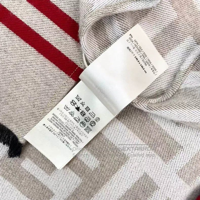 Fendi Fendi Monogram Printed Wool Shawl Size ONE SIZE - 5 Thumbnail
