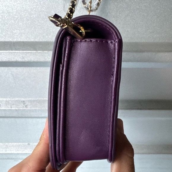 Badgley Mischka NWT BADGLEY MISCHKA PLUM DEBOSSED LOGO CROSSBODY Size ONE SIZE - 9 Thumbnail