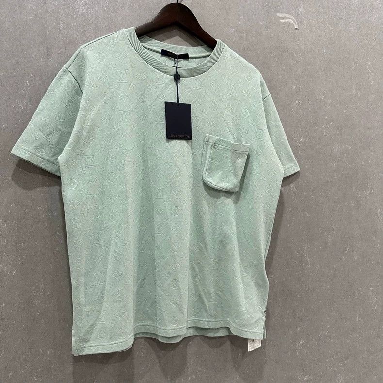 Louis Vuitton Louis Vuitton Pocket full print short sleeve Size US L / EU 52-54 / 3 - 3 Thumbnail