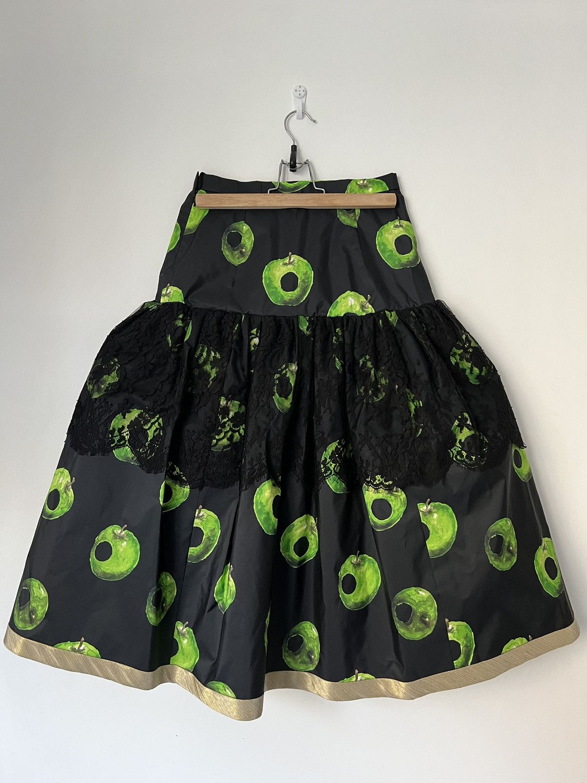 Undercover UNDERCOVER Apple Print A-Line Skirt Size 27" / US 4 / IT 40 - 7 Thumbnail