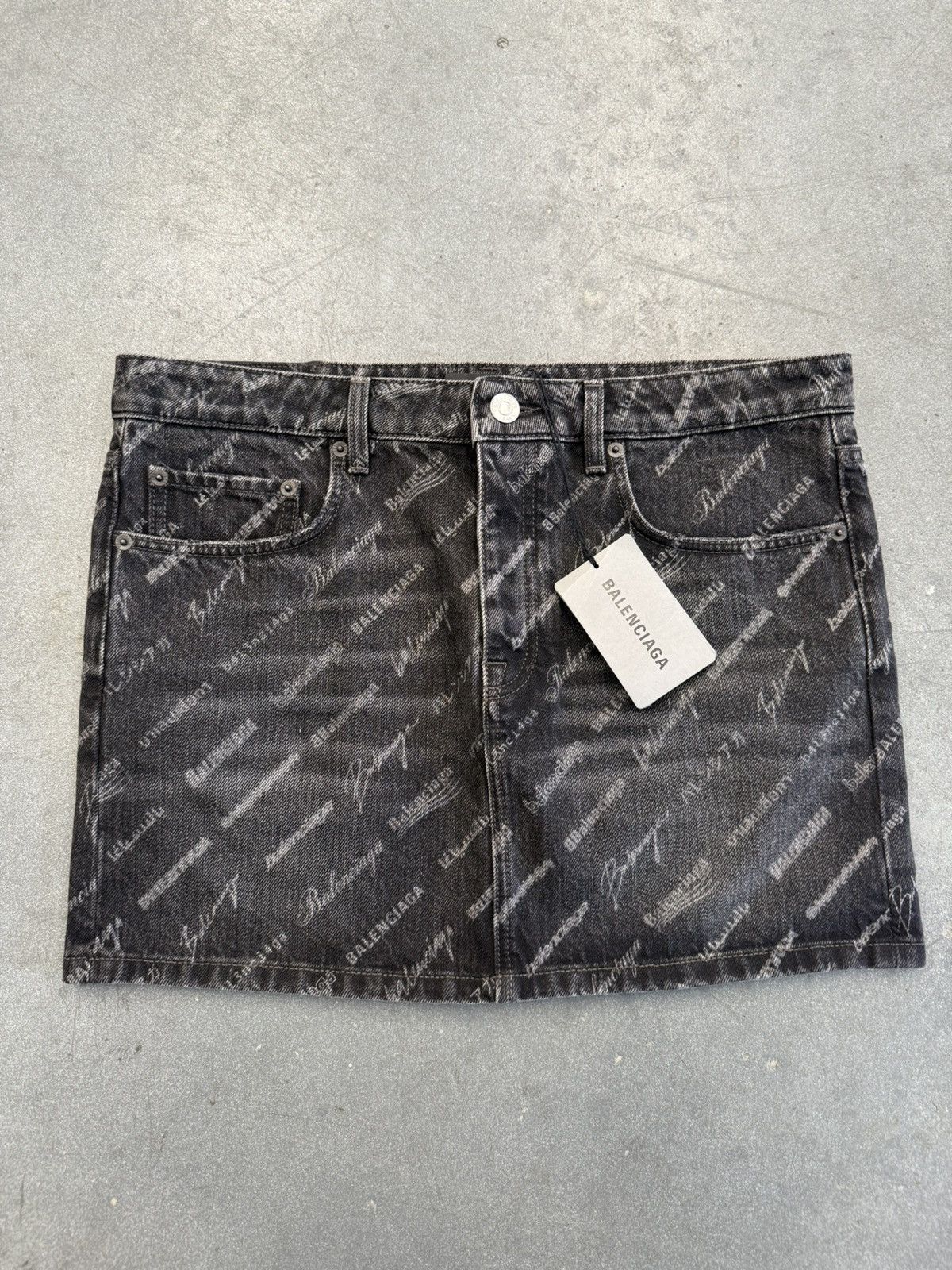 Balenciaga Balenciaga Monogram All Over Print Denim Skirt Size 34" / US 12 / IT 48 - 1 Thumbnail