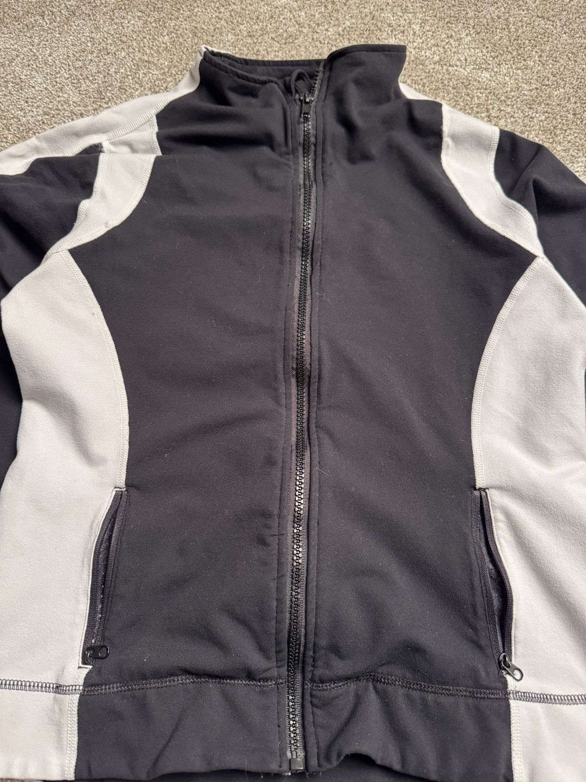 Lululemon BLACK & WHITE LULULEMON TRACK JACKET Size M / US 6-8 / IT 42-44 - 4 Thumbnail