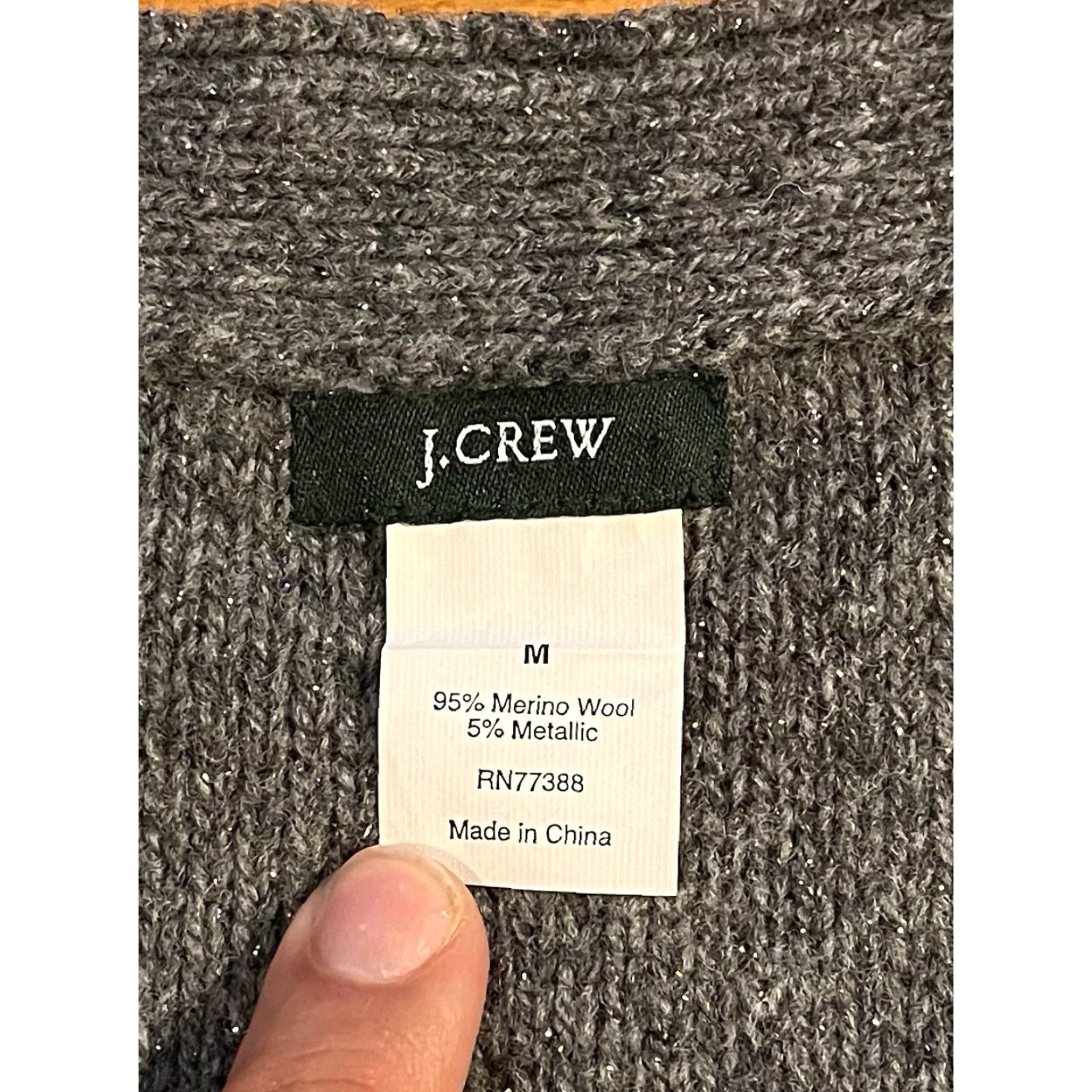 J.Crew J.CREW V-Neck Sweater Women’s M Grey Merino Wool Metallic Short Sleeve Shirt Women M Grey J.CREW Pullover Classic Designer Outdoor Gold dots? Size M / US 6-8 / IT 42-44 - 3 Thumbnail