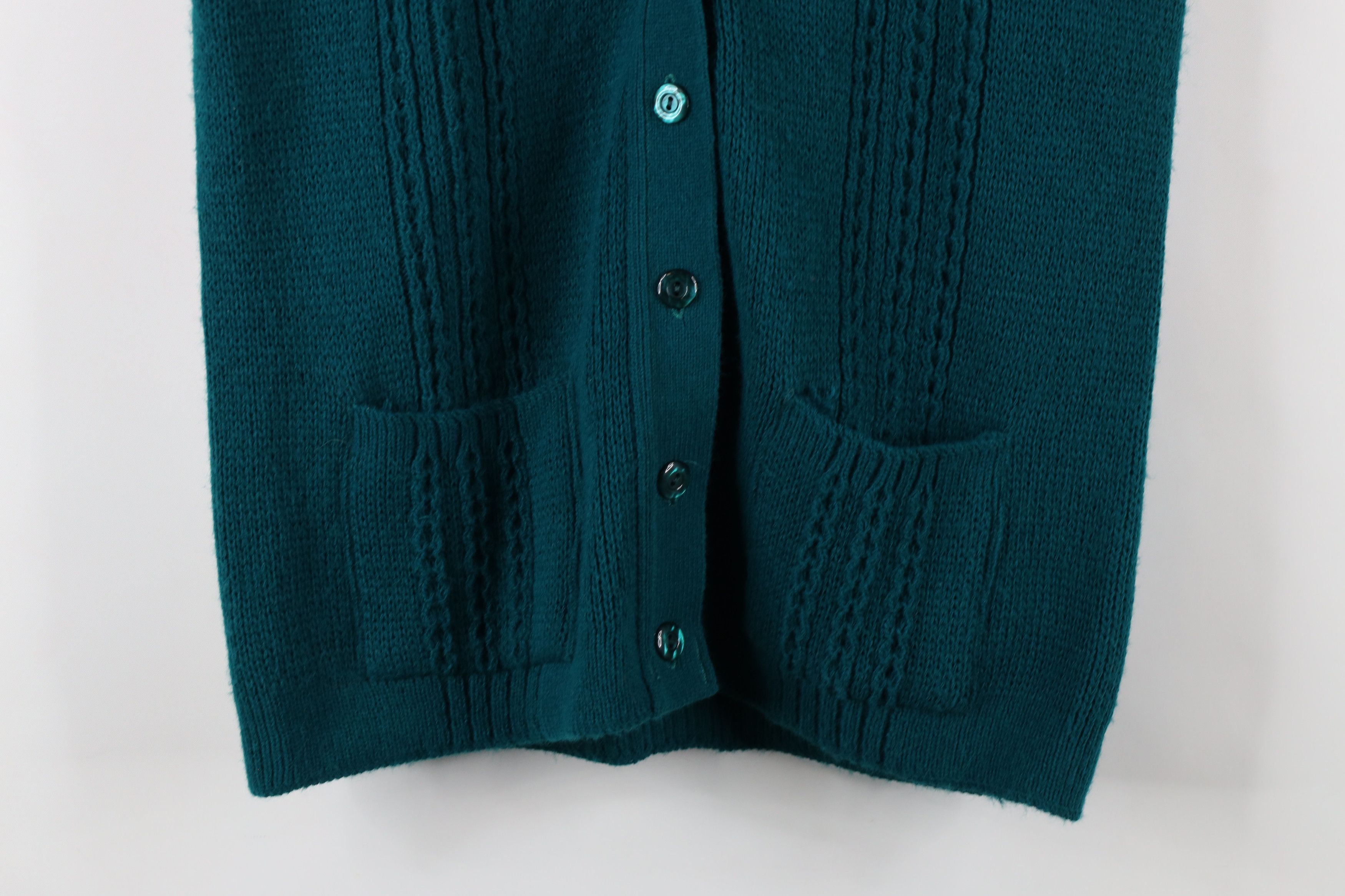 Vintage Vintage 70s Streetwear Cable Knit Cardigan Sweater Vest USA Size L / US 10 / IT 46 - 3 Thumbnail