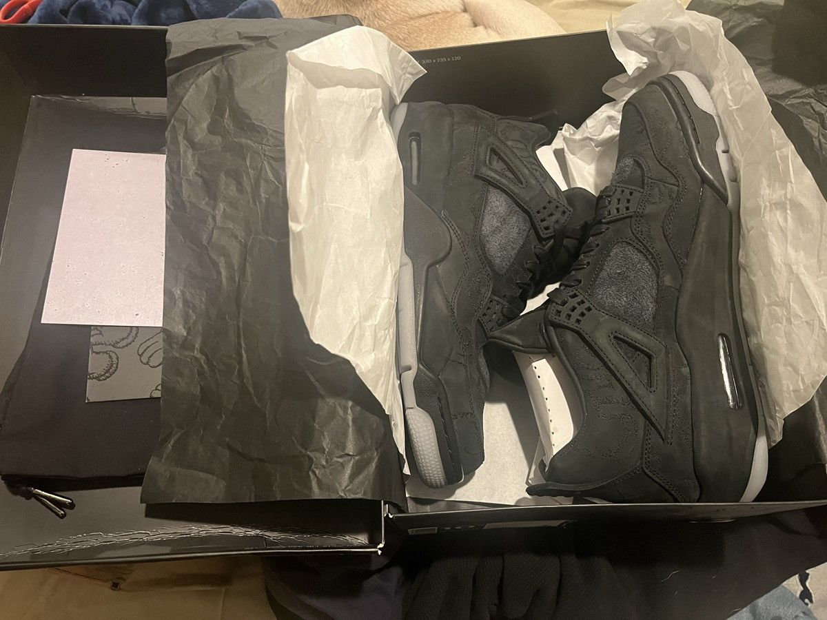 Jordan Brand Air Jordan 4 Kaws 2017 Black Size 10.5 Size US 10.5 / EU 43-44 - 13 Thumbnail
