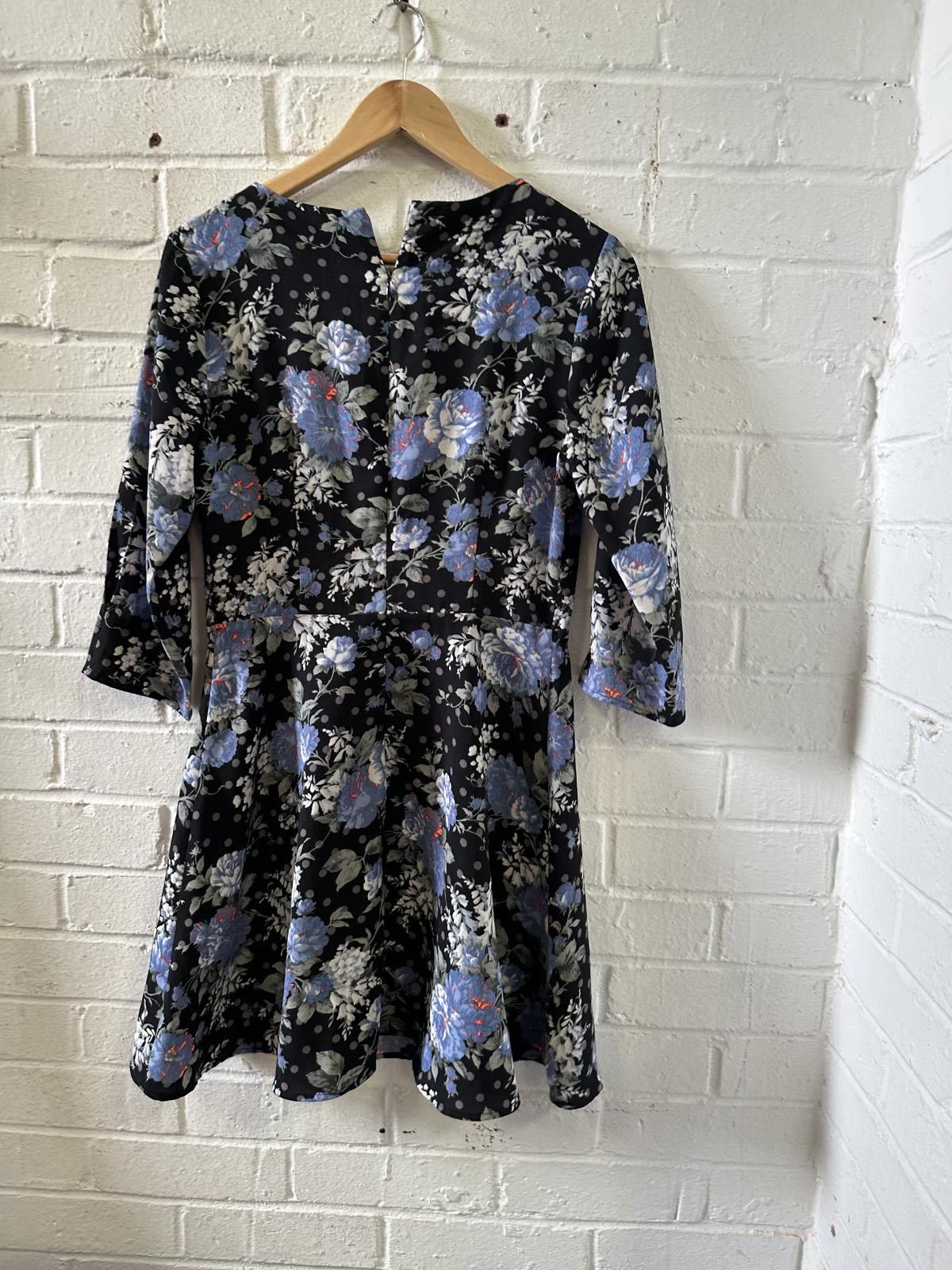 Designer Oasis Floral Patterned Dress Size 10/36 Size L / US 10 / IT 46 - 4 Thumbnail