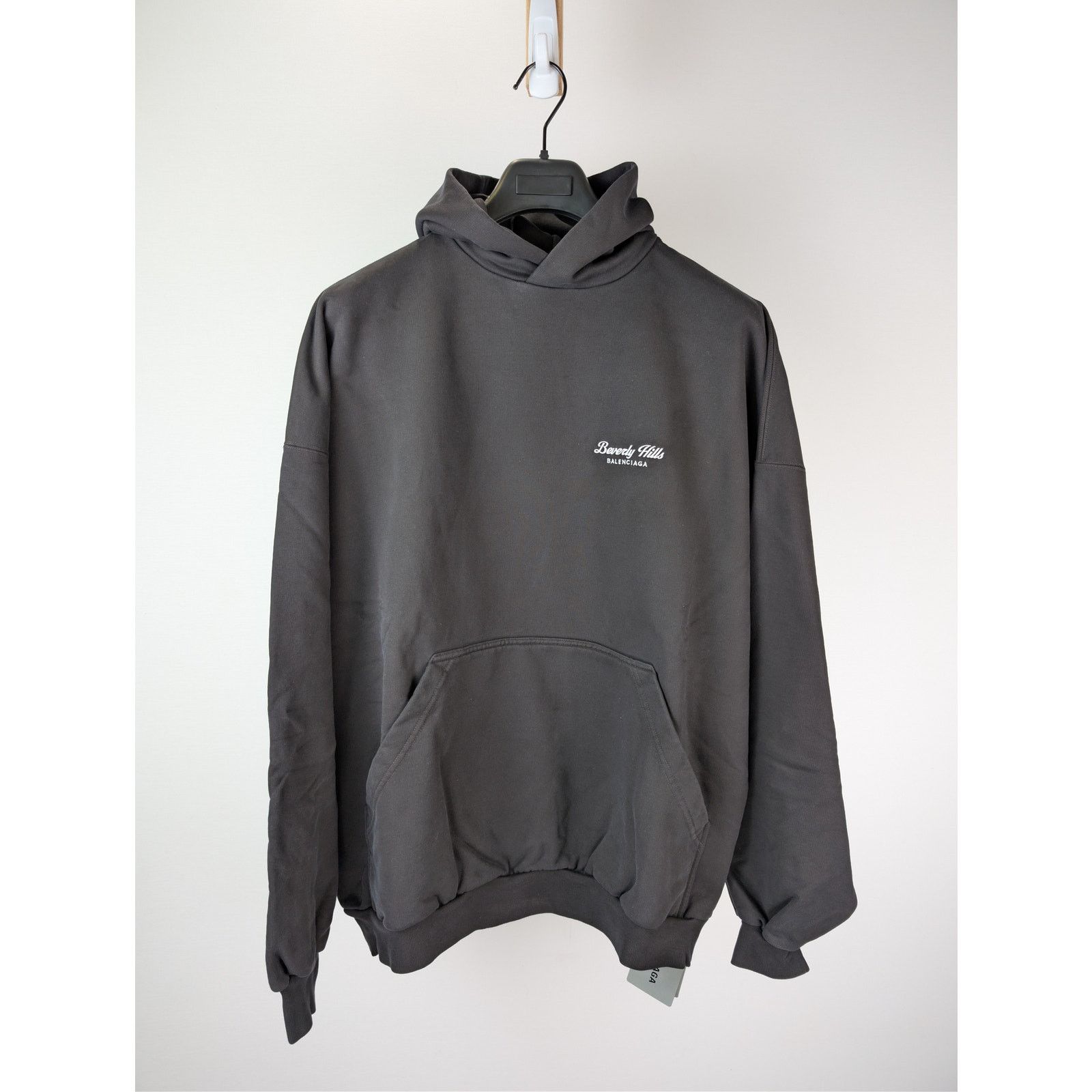 Balenciaga o1rshd1 Beverly Hills Oversized Hoodie in Black Size US M / EU 48-50 / 2 - 2 Thumbnail