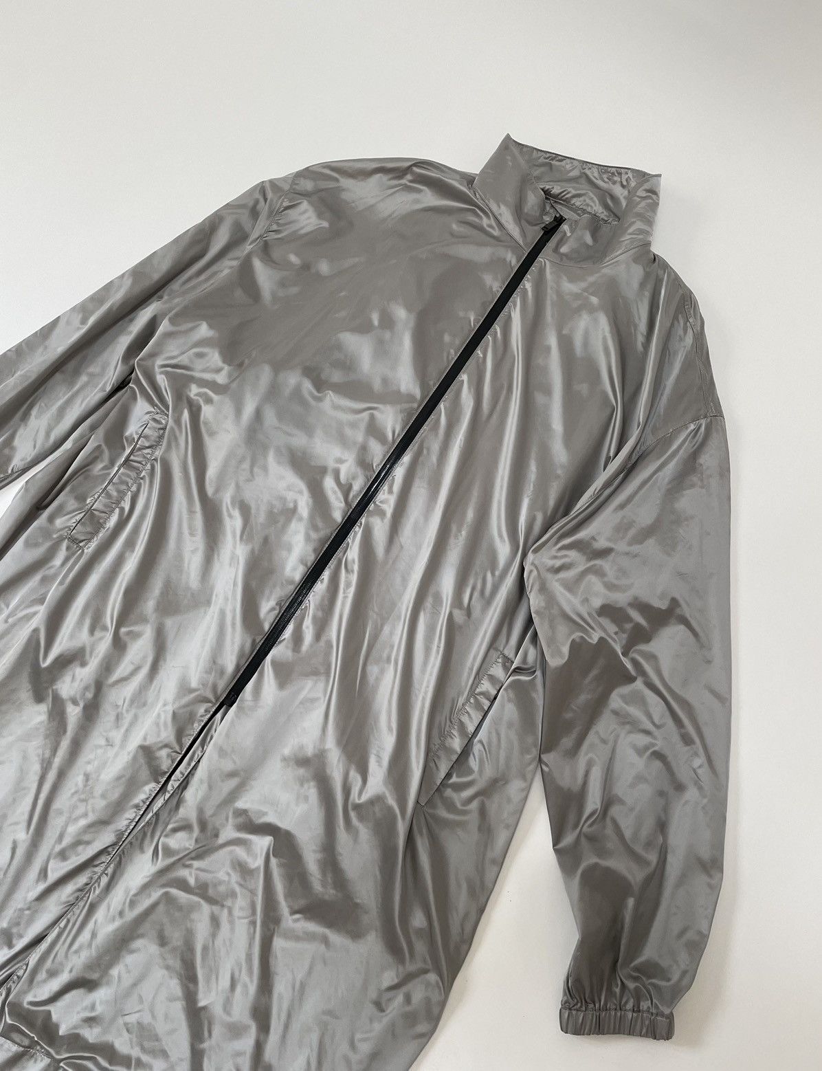 Raf Simons RAF SIMONS SS 19 Silver Nylon Raincoat Size US M / EU 48-50 / 2 - 3 Thumbnail