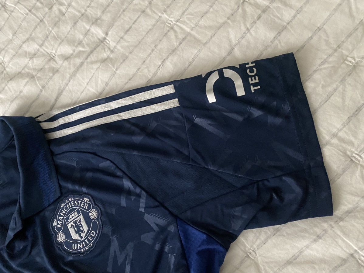 Adidas Adidas Manchester United Away Jersey XL Size US XL / EU 56 / 4 - 15 Thumbnail