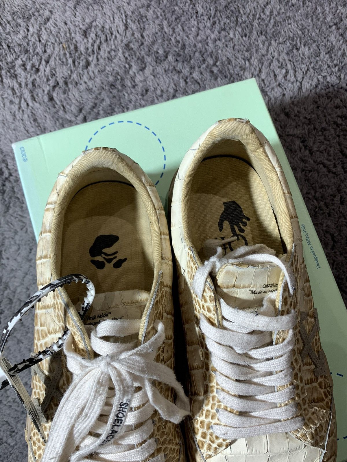 Off-White × Virgil Abloh Offwhite croco pattern Vulcanized beige cream US11 Size US 11 / EU 44 - 2 Thumbnail