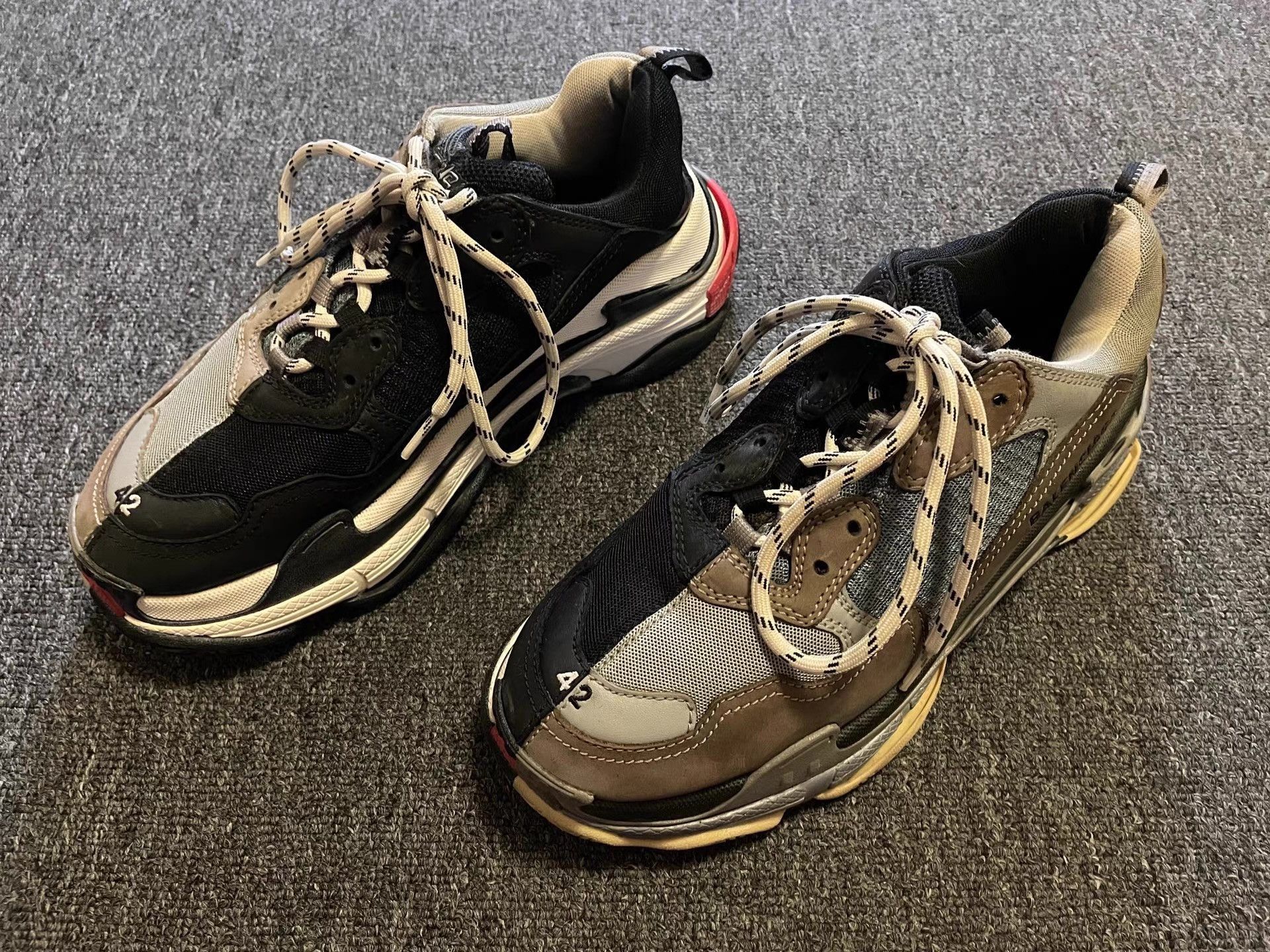 Balenciaga Multi-Color Low-Top Sneakers Size 9 Size US 9 / EU 42 - 1 Thumbnail