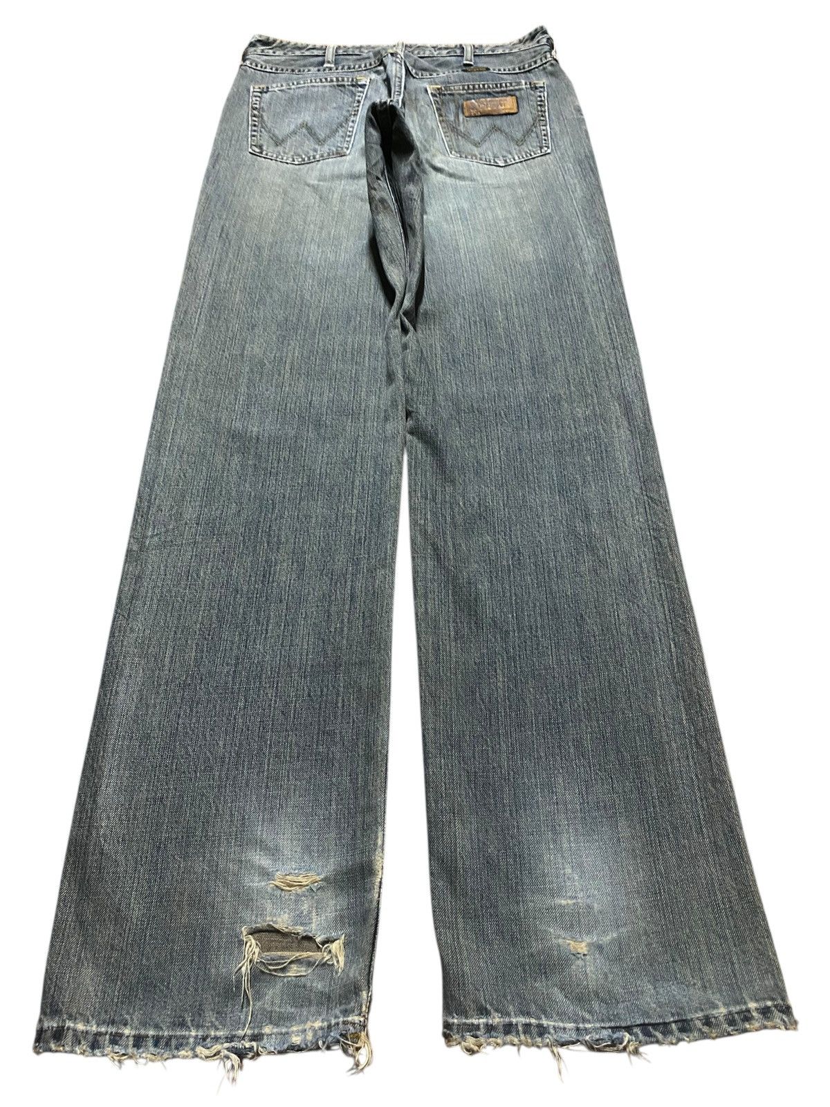 Wrangler Wrangler Authentic Western geams Distressed Loose Jeans Size US 30 / EU 46 - 2 Thumbnail