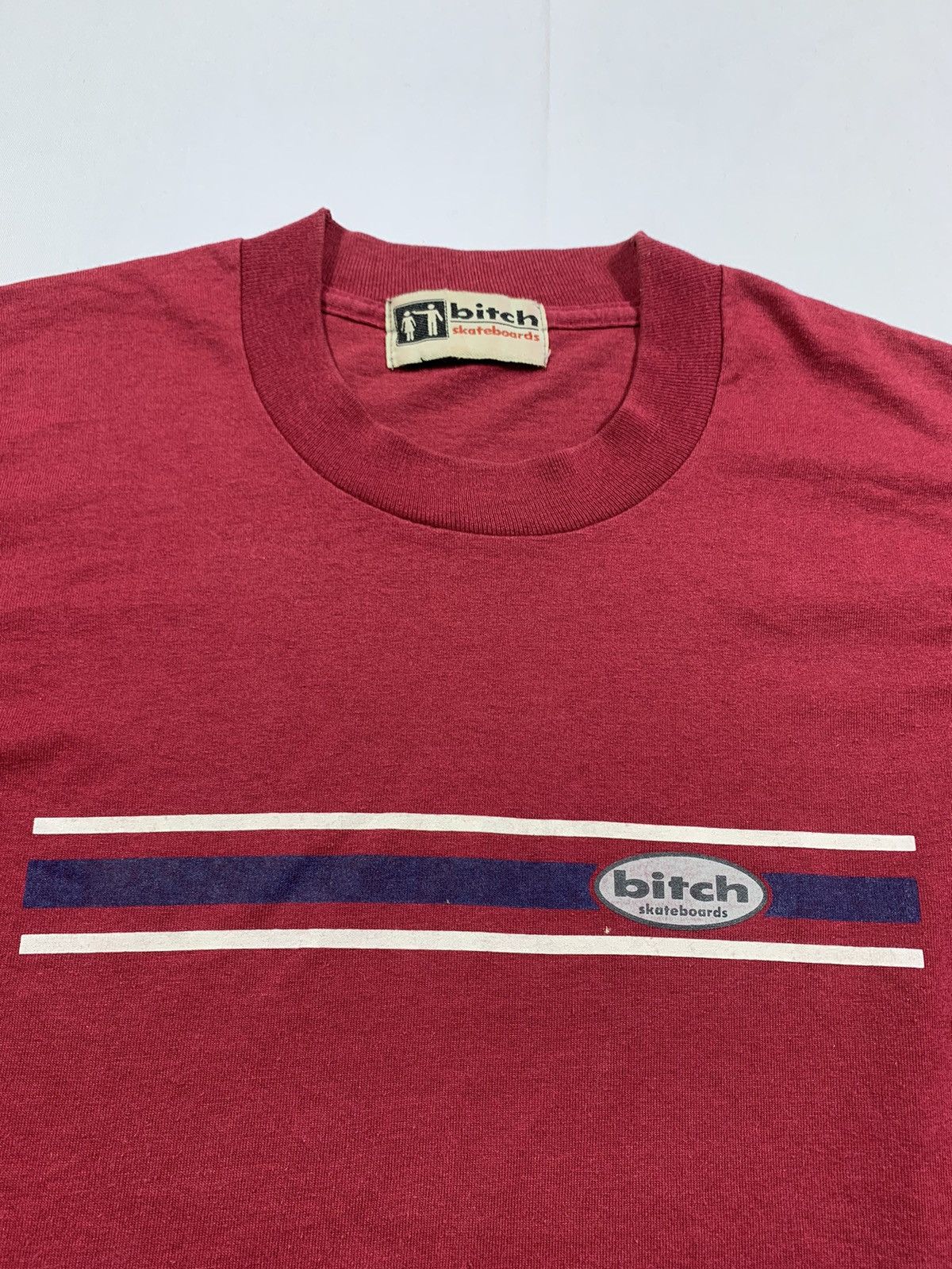 Santa Cruz Skateboards × Vintage 90's BITCH Skateboards Tee Size US S / EU 44-46 / 1 - 4 Thumbnail