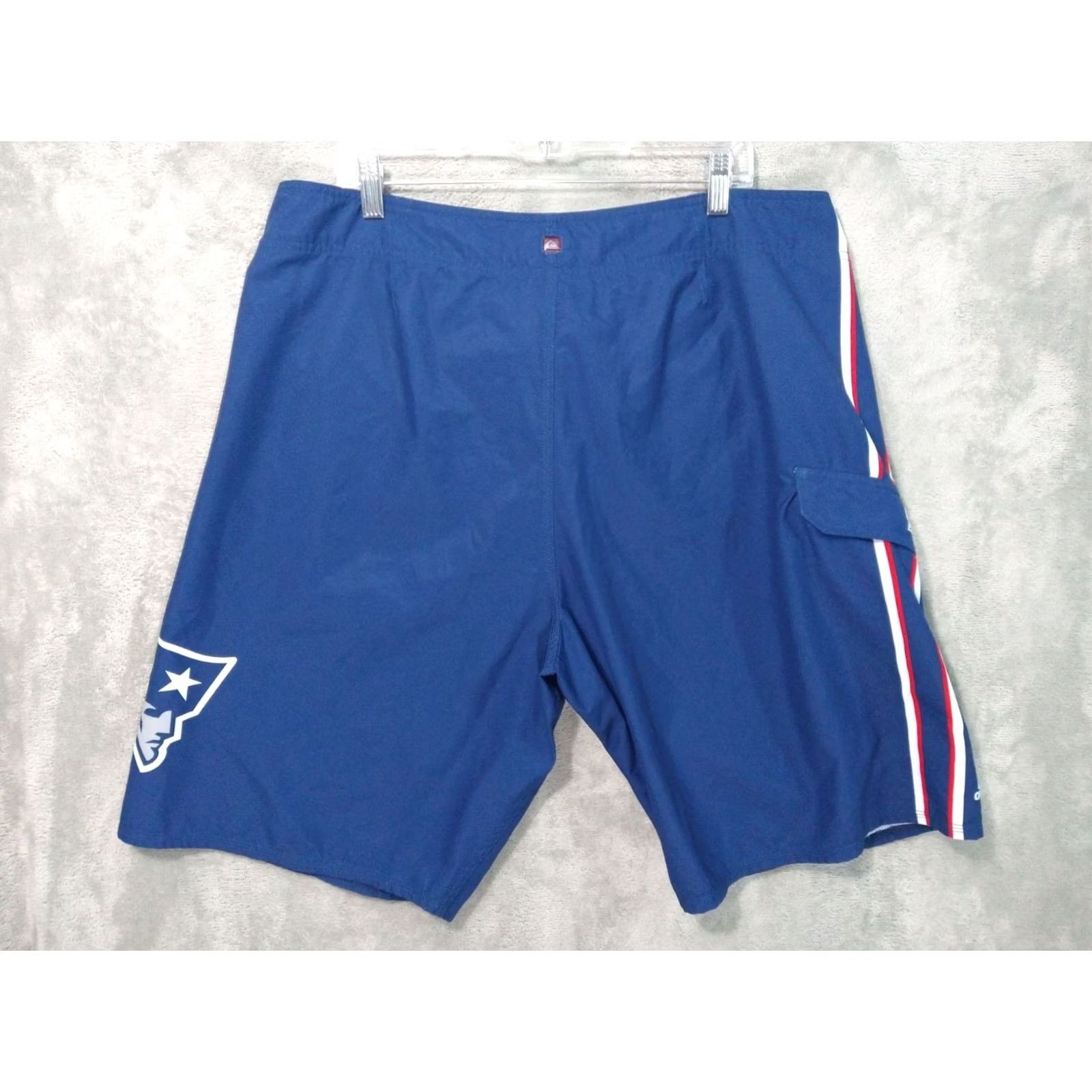 Quiksilver Quiksilver Shorts Mens 40 Blue New England Patriots Board Swim Trunks Surf Bottoms Surfing Men Blue 40 Board Shorts Pockets Drawstring Size US 40 / EU 56 - 2 Thumbnail