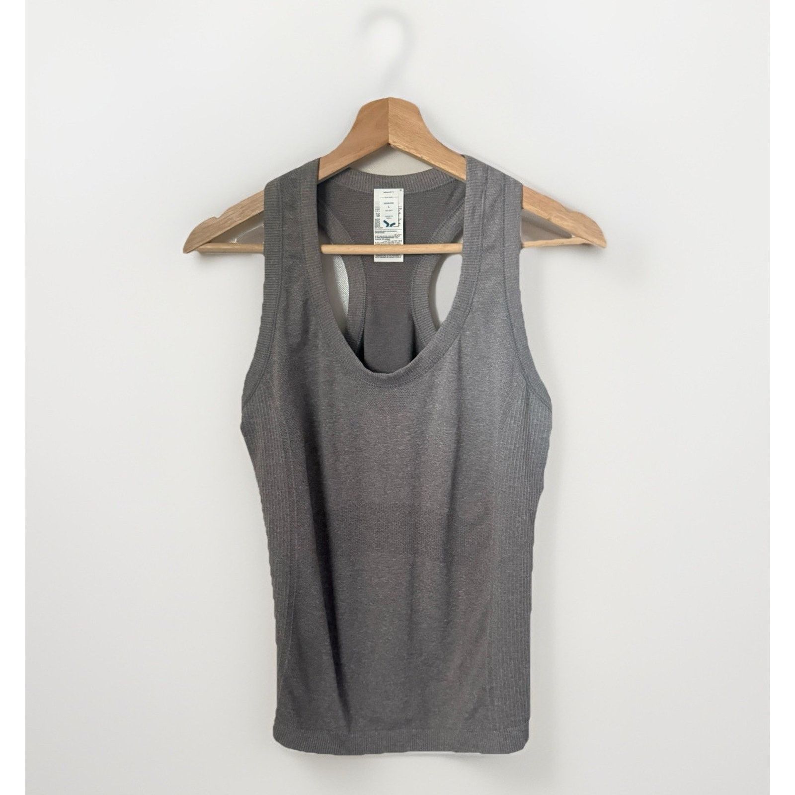 Old Navy Old Navy Active Seamless Go Dry Gym Yoga Running Tank Size L / US 10 / IT 46 - 1 Thumbnail