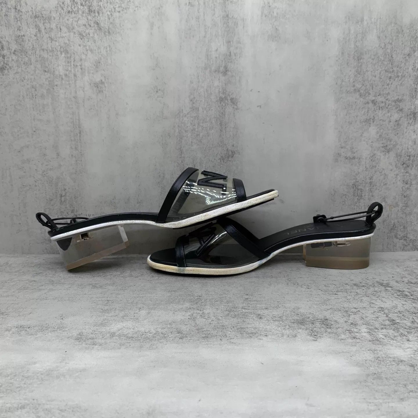 Chanel Chanel Black Transparent Sandals 38.5EU 98new Size US 8 / IT 38 - 3 Thumbnail