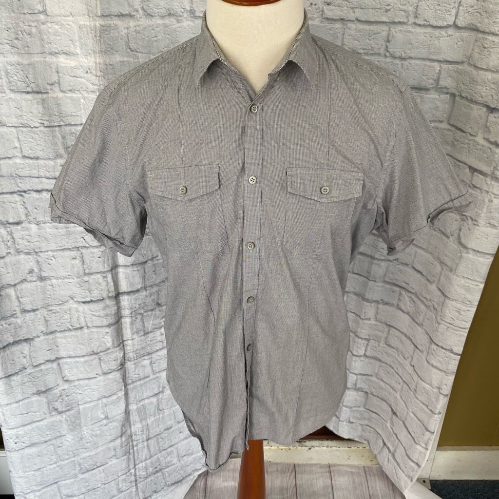 Banana Republic Banana Republic men XL button up short sleeve casual collar Size US XL / EU 56 / 4 - 1 Thumbnail