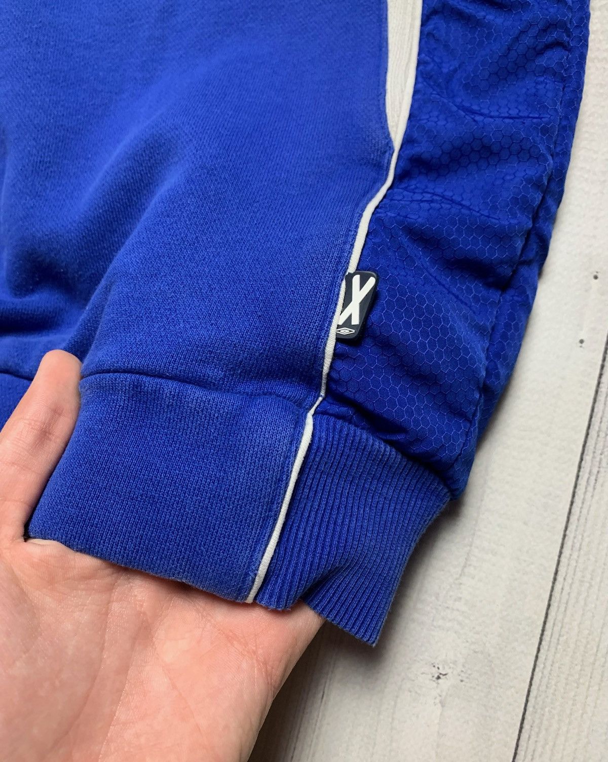 Umbro Vintage Umbro soccer sweatshirt logo Rangers blue size m Size US M / EU 48-50 / 2 - 5 Thumbnail